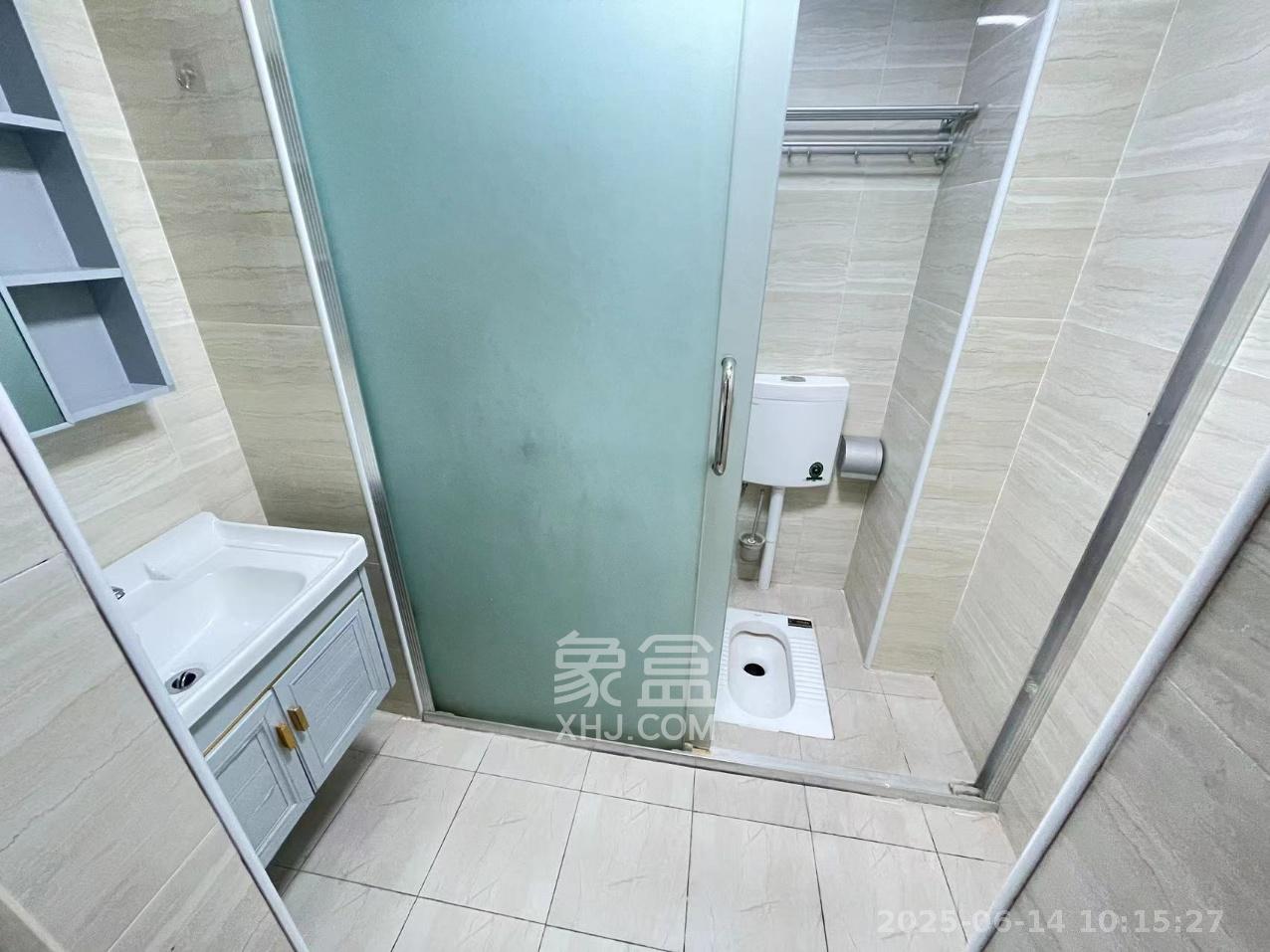 明发国际城  1室1厅1卫   1500.00元/月室内图