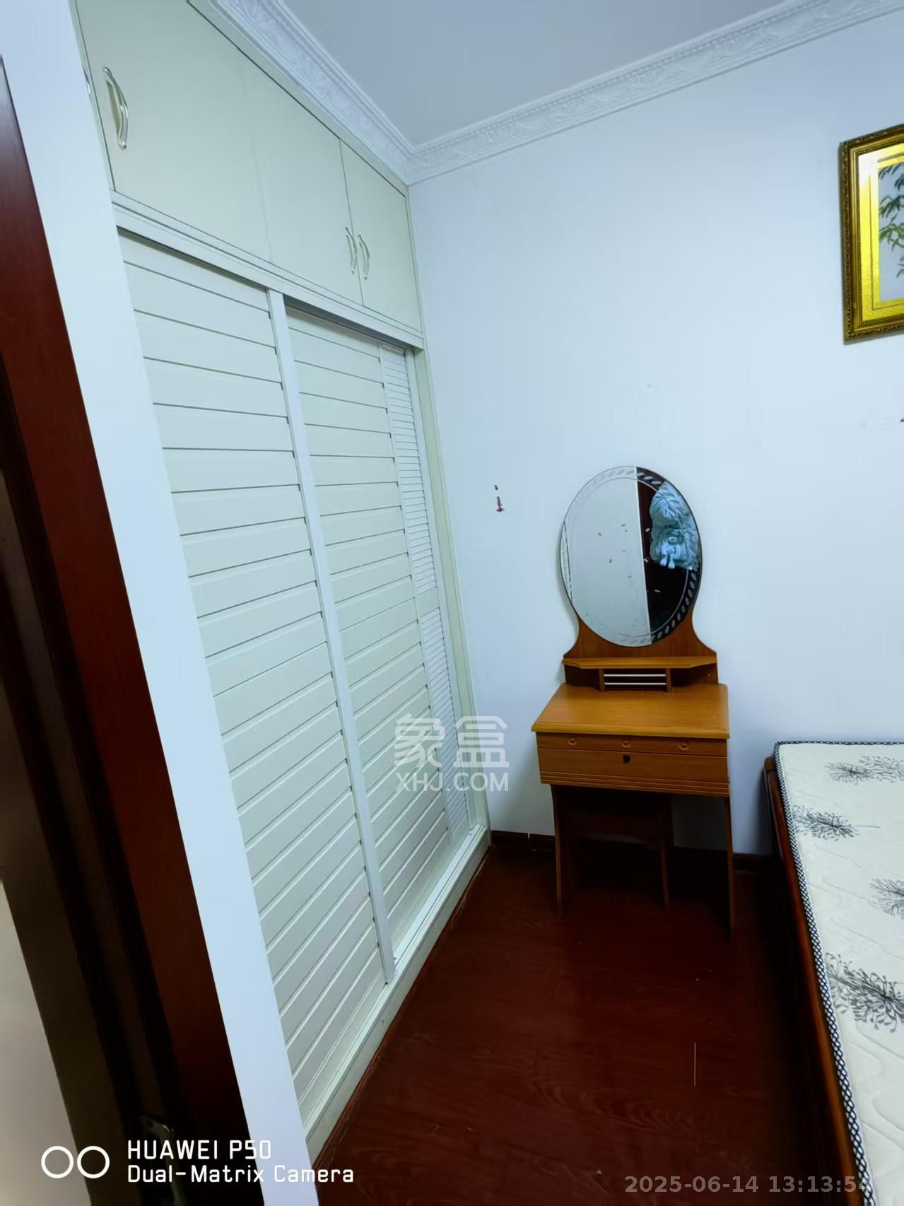 中信凯旋城(中信新城四期) 3室2厅1卫 2200.0元/月 中信凯旋城(中信新城四期) 3室2厅1卫 2200.0元/月室内图