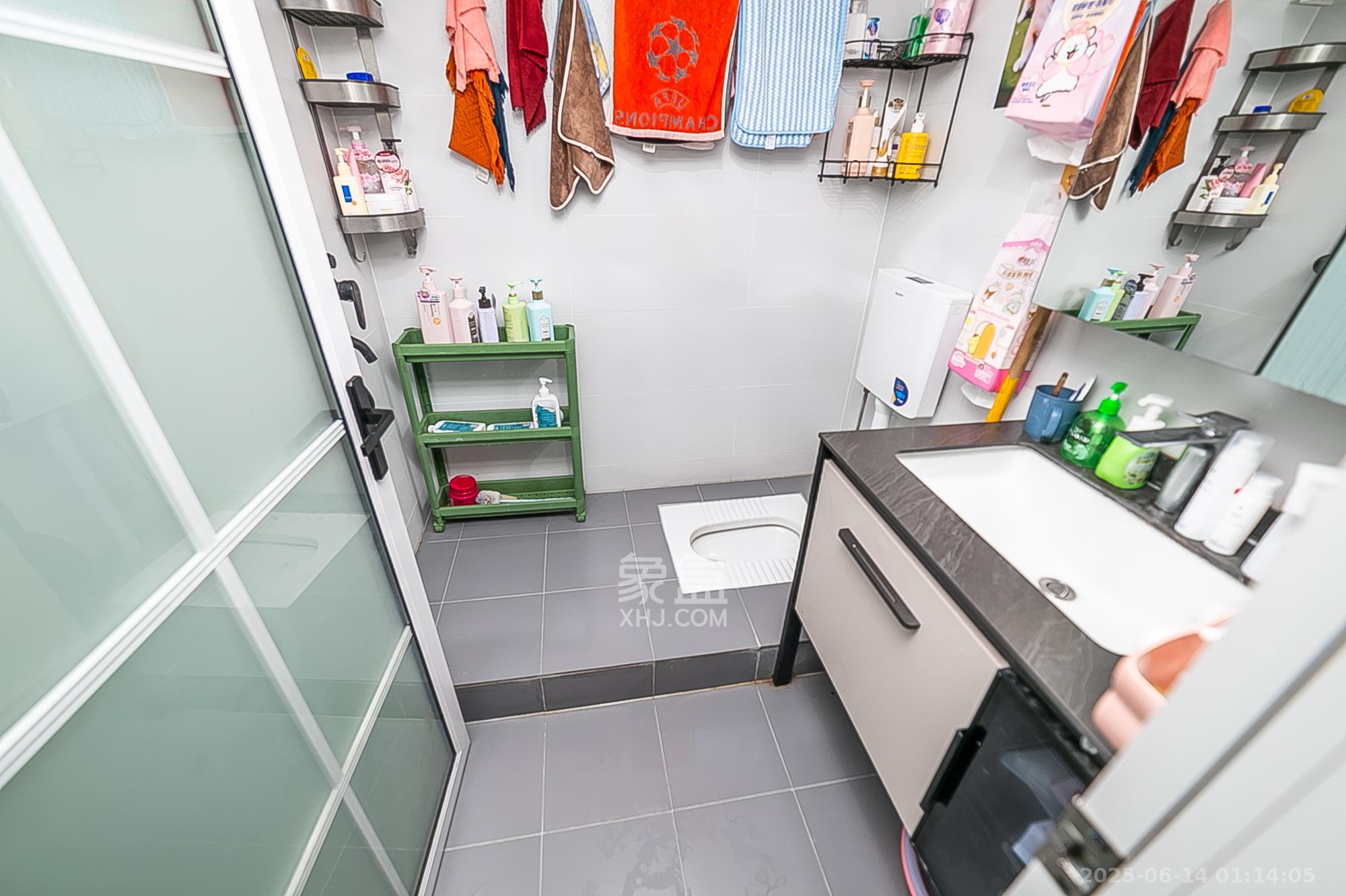 天鸿天府(天鸿中央大院) 2室1厅1卫 36.0万 天鸿天府(天鸿中央大院) 2室1厅1卫 36.0万其他