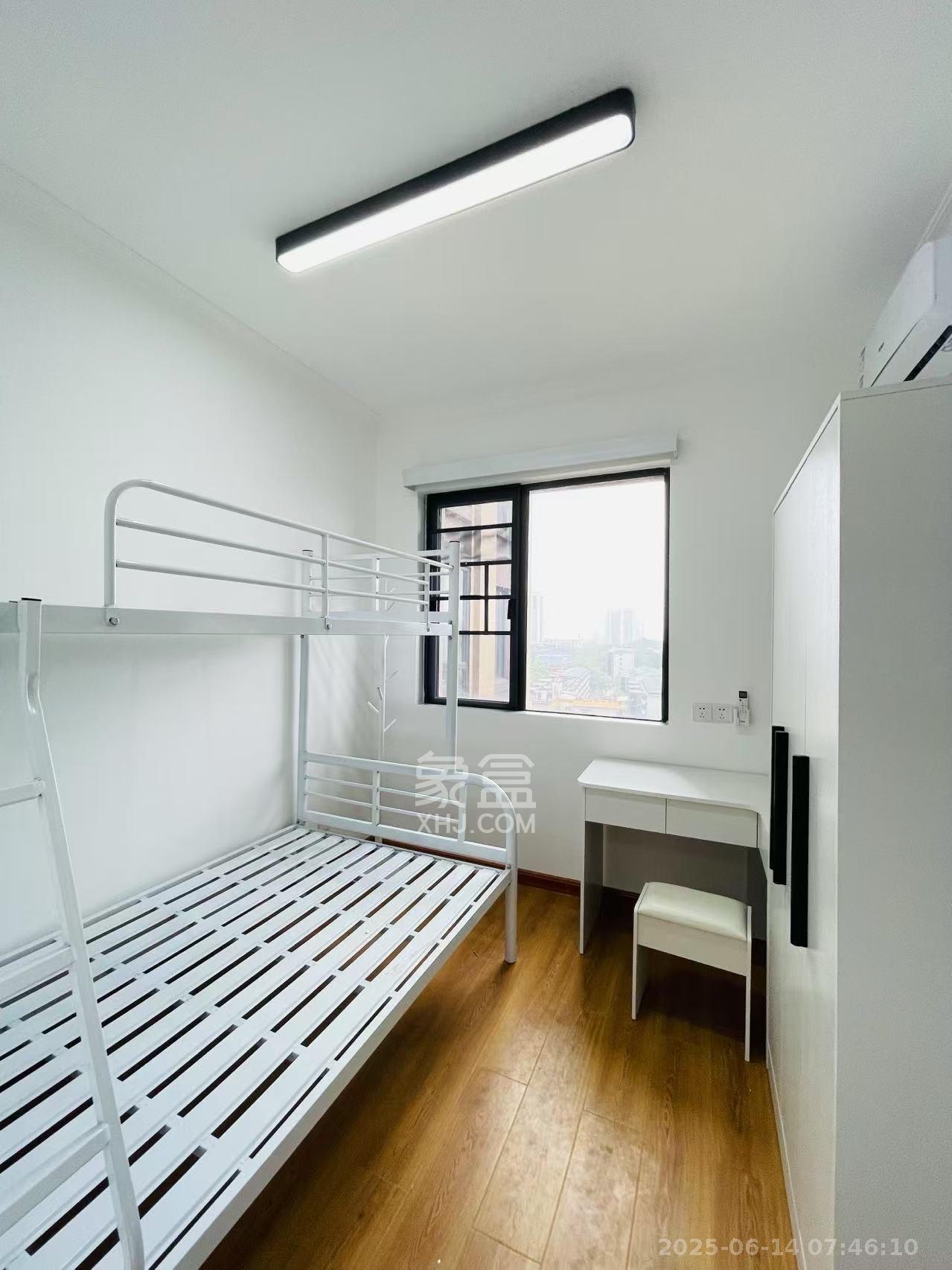 上园商住小区  3室2厅1卫   3200.00元/月室内图