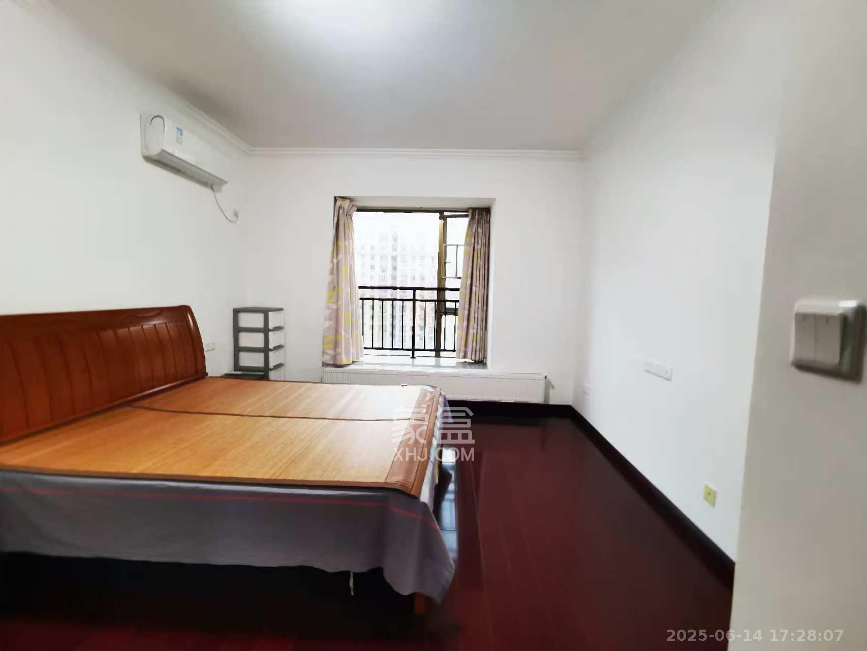 江山帝景雅典  4室2厅2卫    3900.0元/月 江山帝景雅典  4室2厅2卫    3900.0元/月室内图