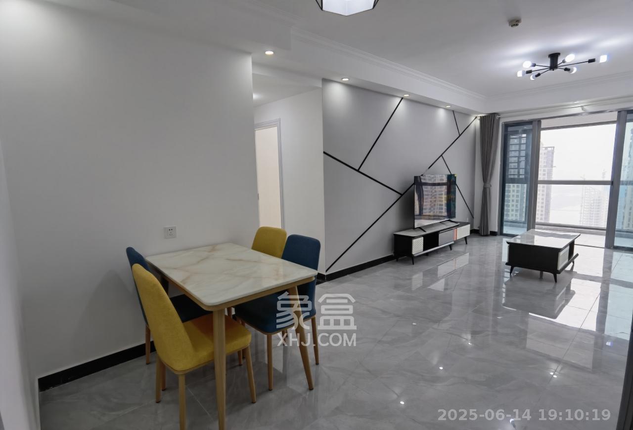 保利天禧D区  3室2厅1卫   3700.00元/月室内图