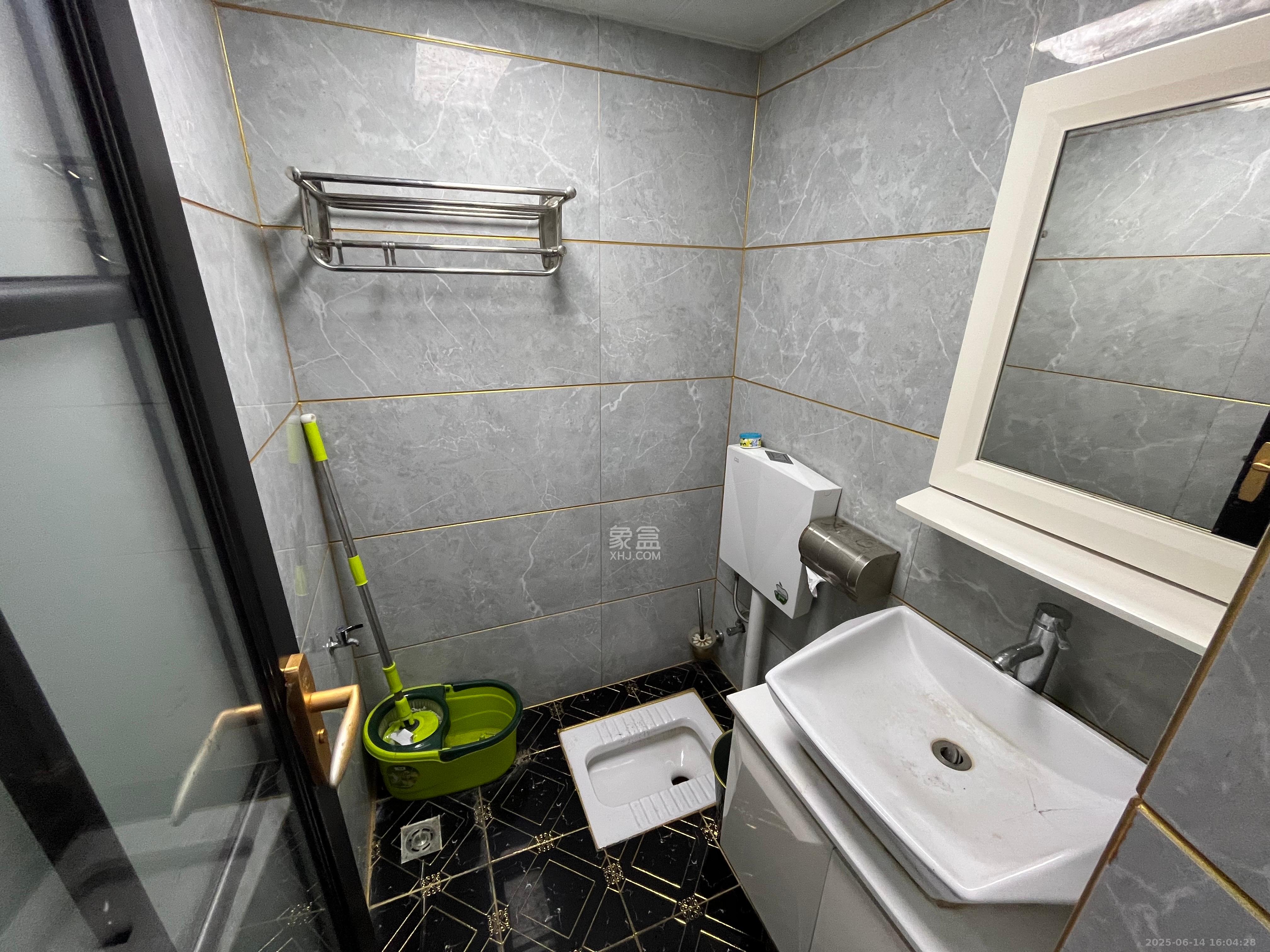 保利国际广场  2室1厅1卫    5000.0元/月室内图