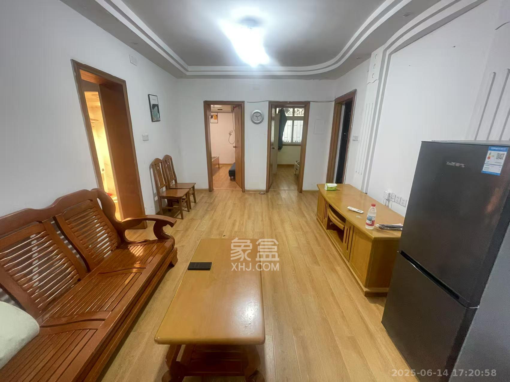 楚湘街二条巷散盘 2室1厅1卫 1700.0元/月 楚湘街二条巷散盘 2室1厅1卫 1700.0元/月室内图