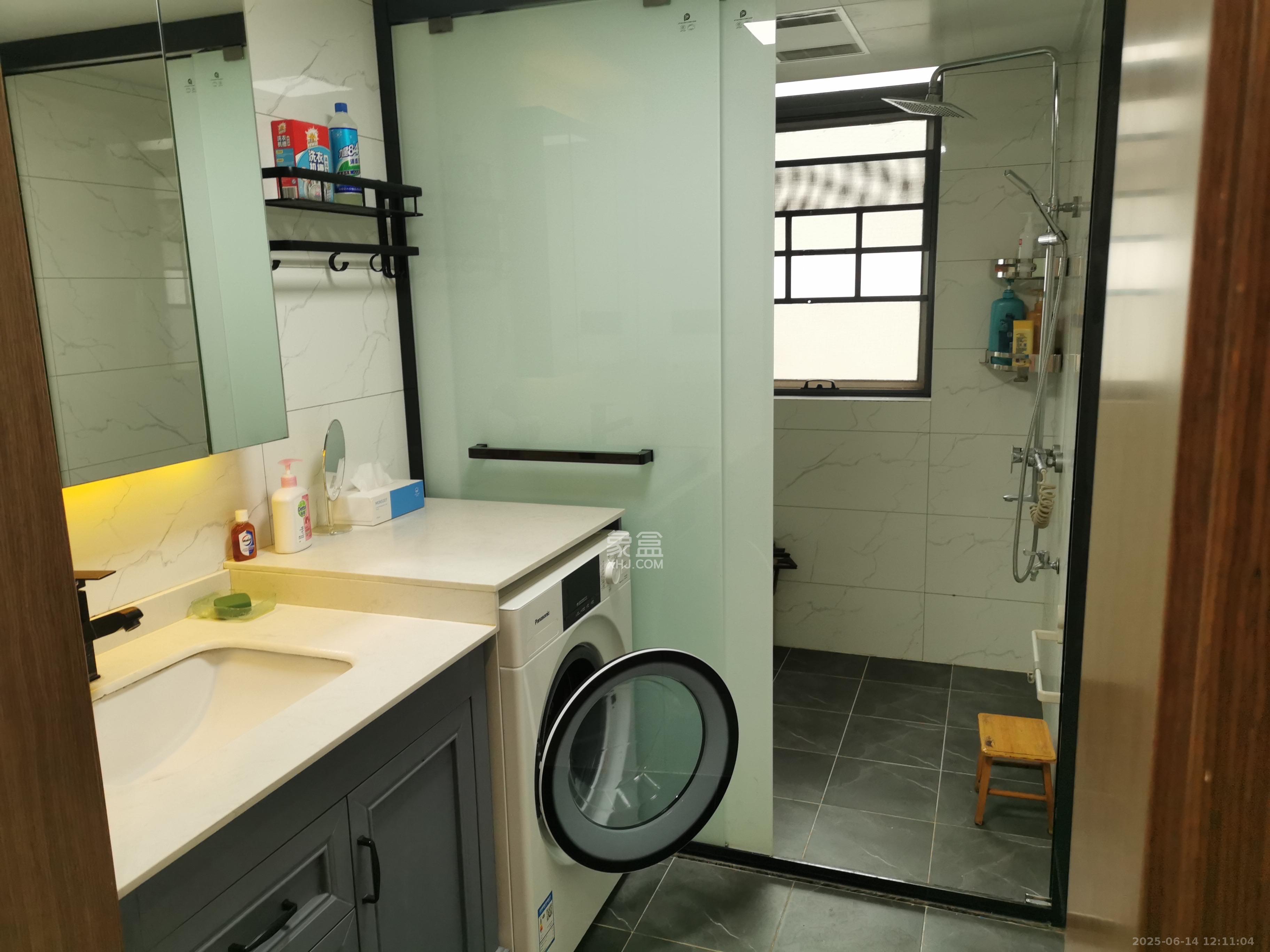 湘水熙园 4室2厅1卫 4200.0元/月 湘水熙园 4室2厅1卫 4200.0元/月室内图