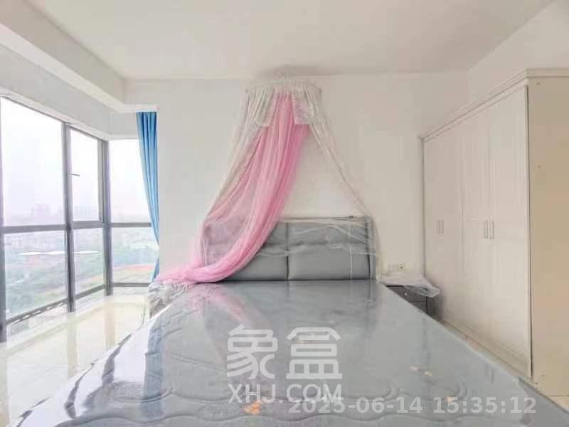 融科东南海 3室2厅1卫 2500.0元/月 融科东南海 3室2厅1卫 2500.0元/月室内图