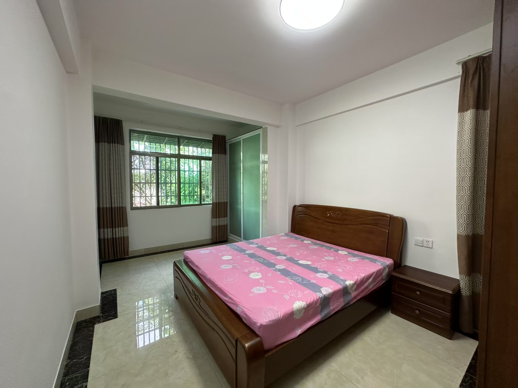 东头村独栋小院 8室3厅4卫 5800.0元/月 东头村独栋小院 8室3厅4卫 5800.0元/月室内图