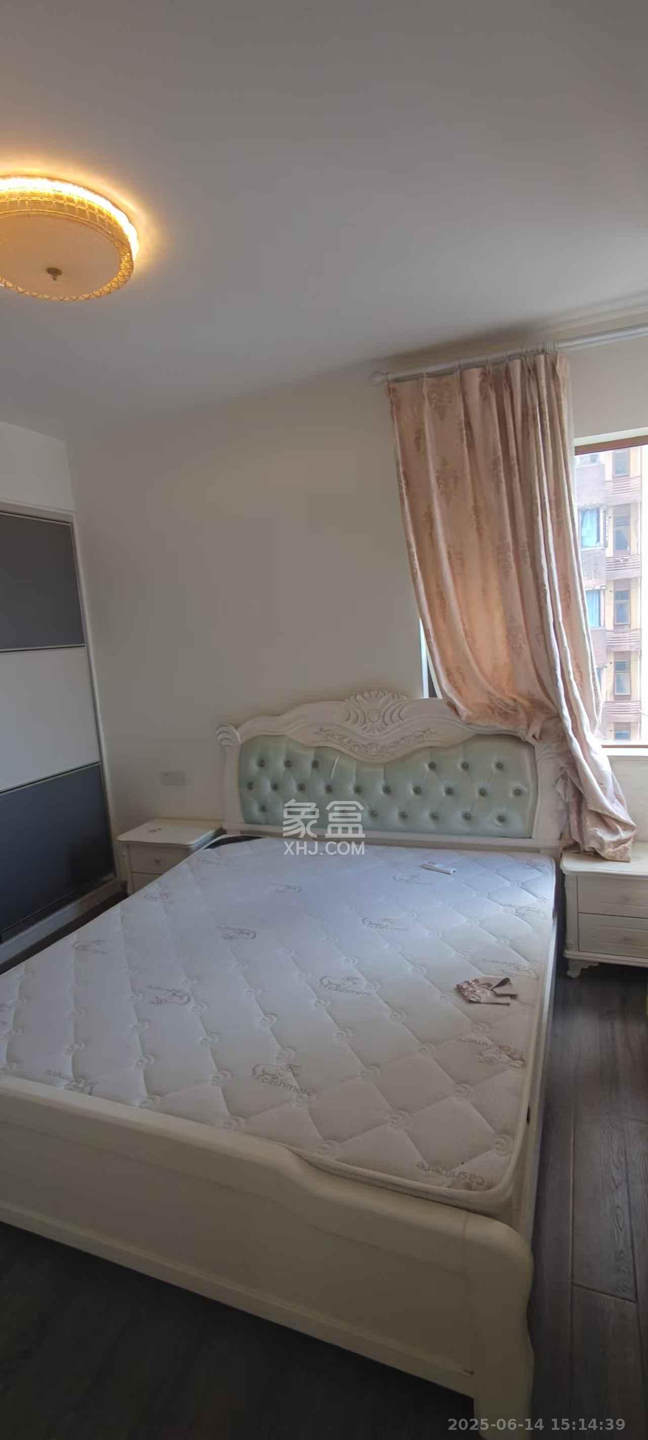 万里时代 3室2厅2卫 3000.0元/月 万里时代 3室2厅2卫 3000.0元/月室内图