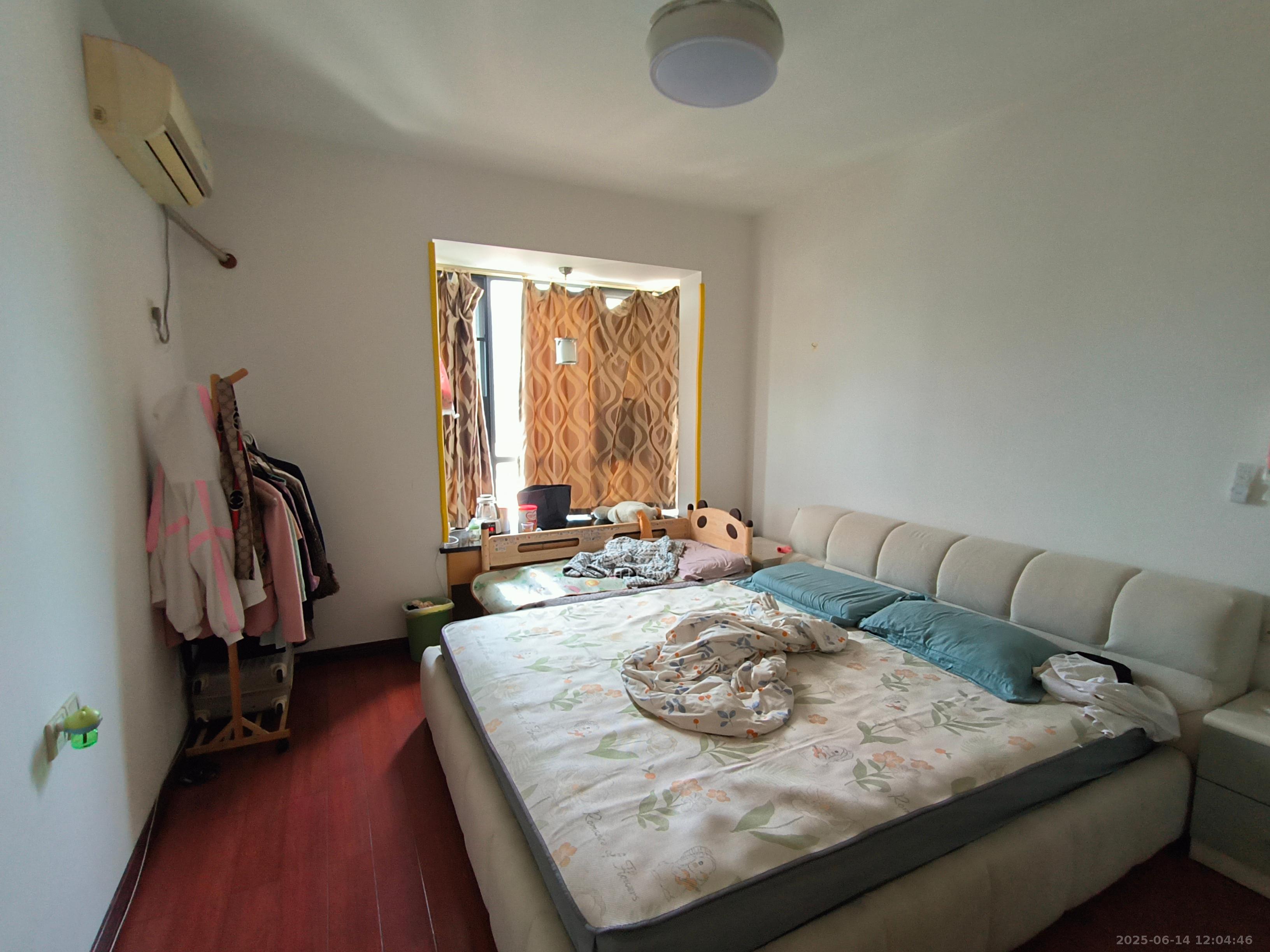 湘域中央 3室2厅2卫 5500.0元/月 湘域中央 3室2厅2卫 5500.0元/月室内图