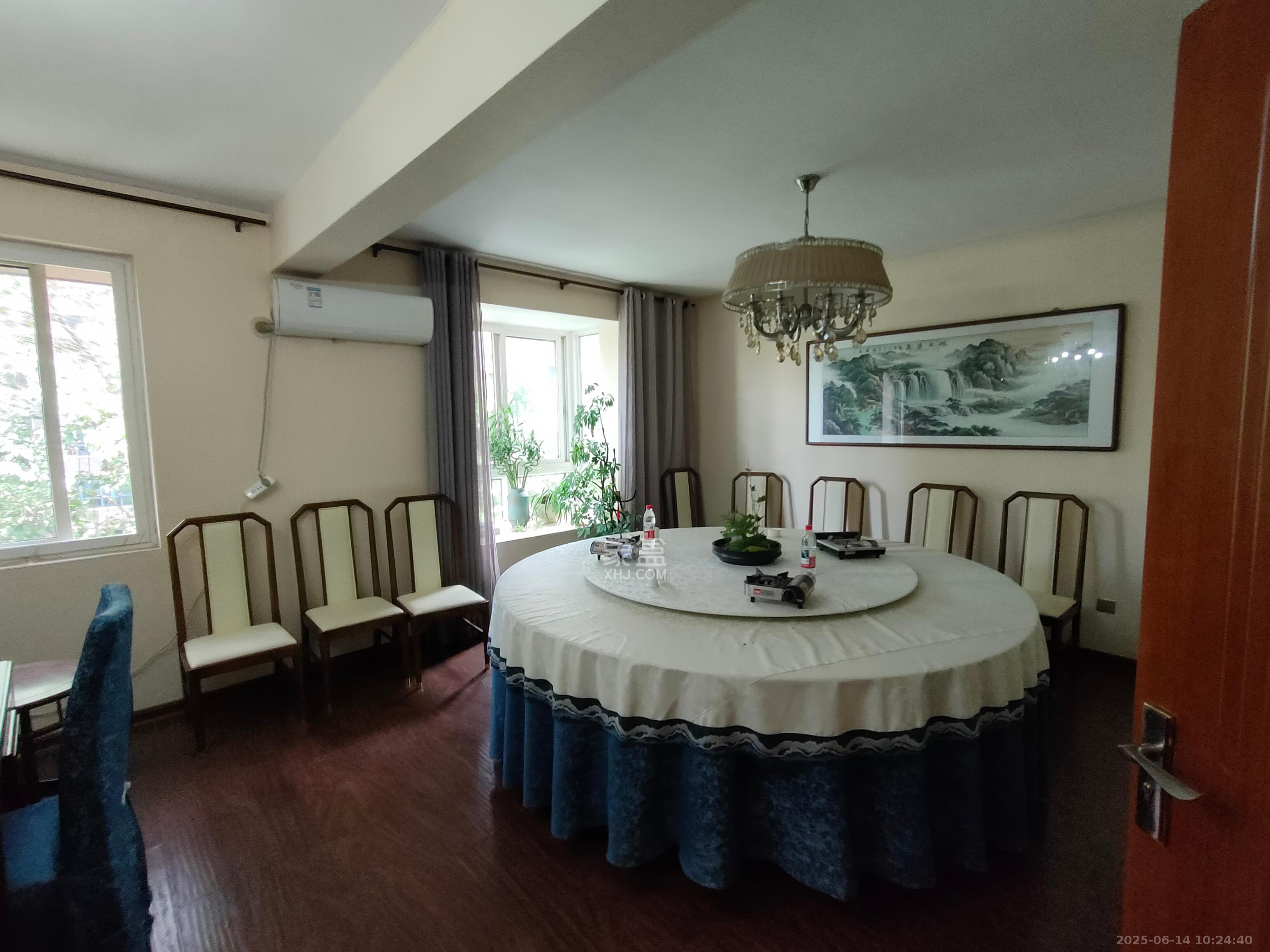 丽景新贵 4室2厅1卫 3800.0元/月 丽景新贵 4室2厅1卫 3800.0元/月室内图