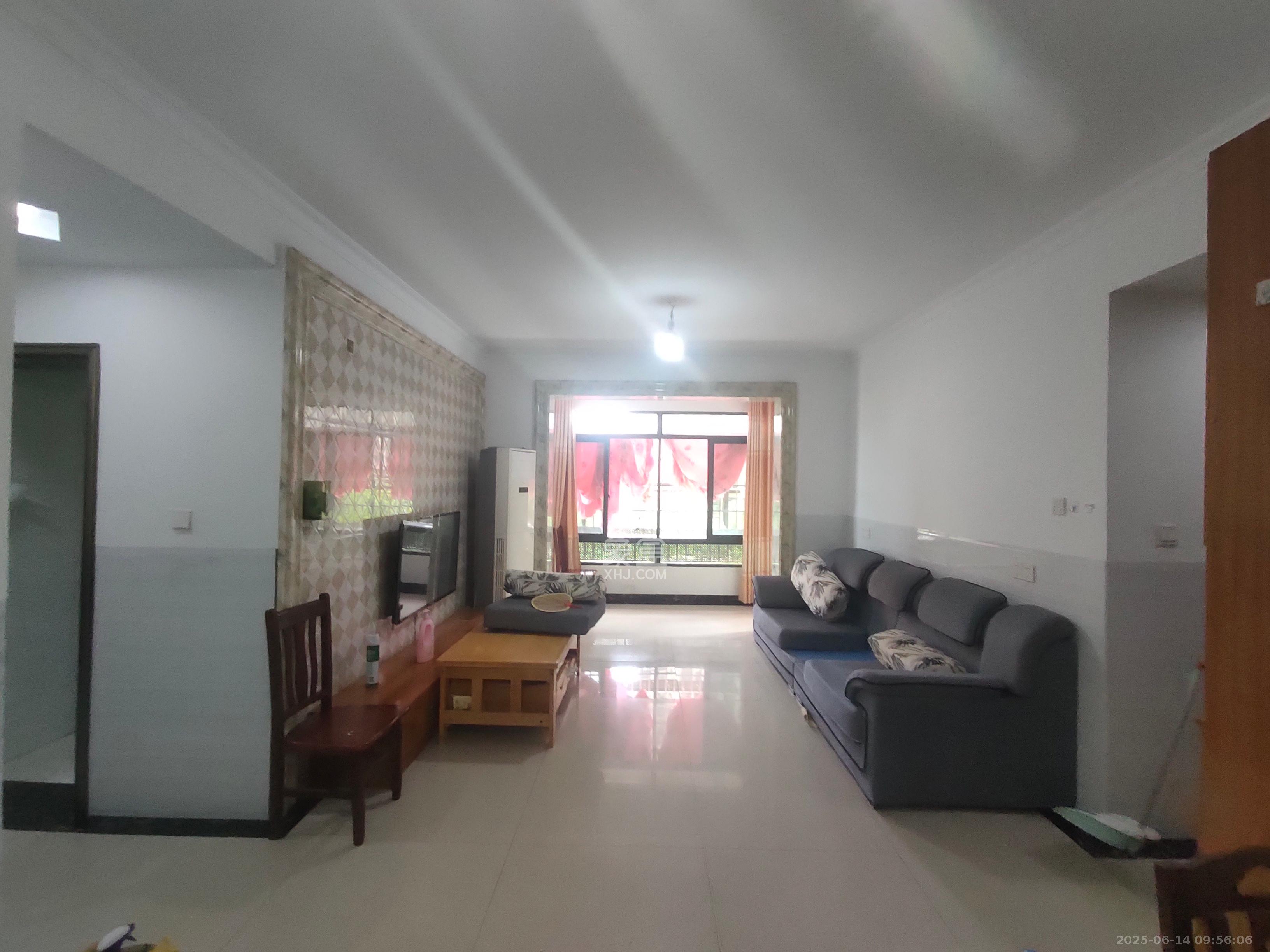 嘉顺苑 4室2厅2卫 2400.0元/月 嘉顺苑 4室2厅2卫 2400.0元/月室内图