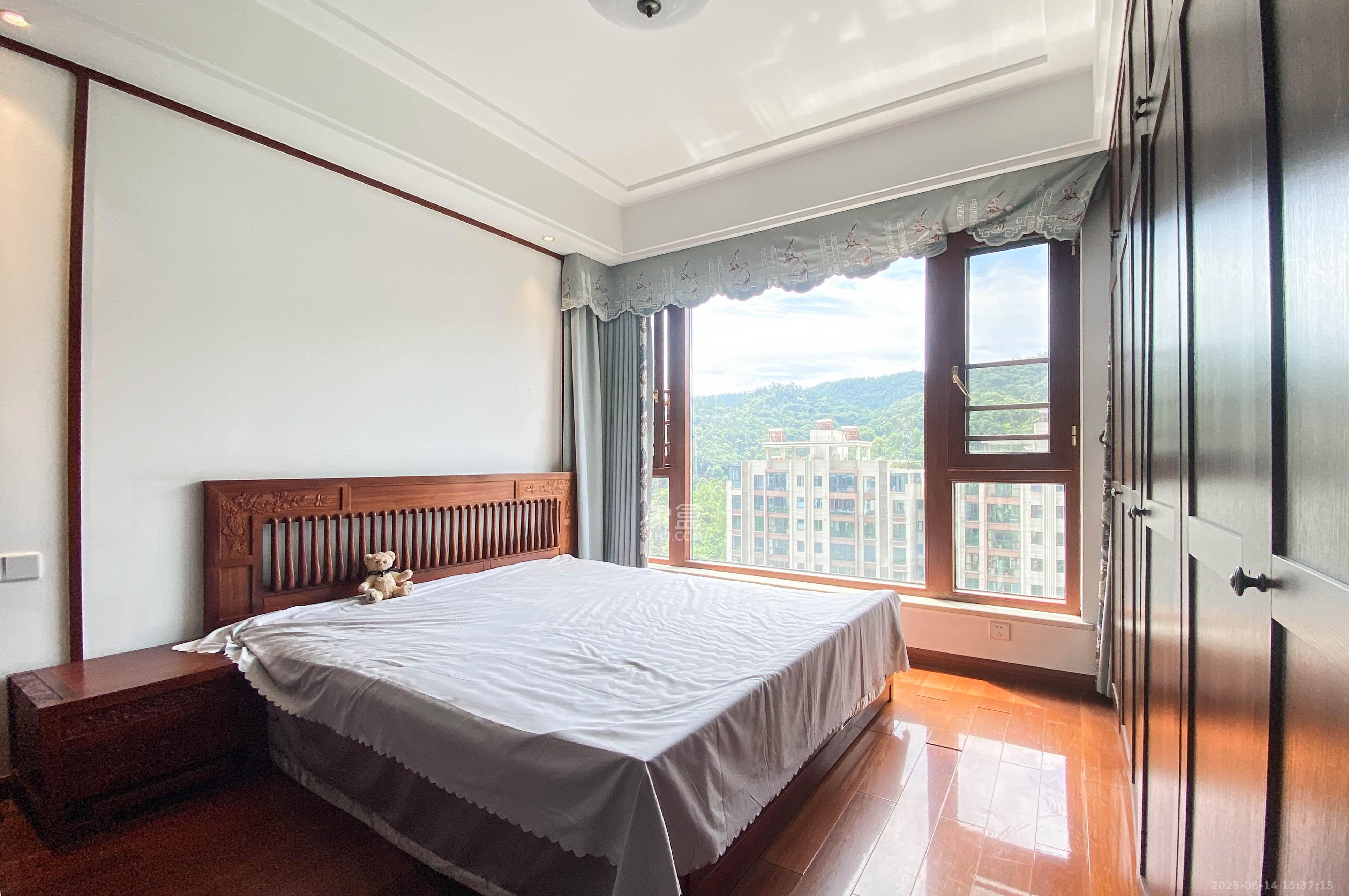 佳兆业云顶梅溪湖(佳兆业梅溪荟)  4室2厅2卫    230.0万 佳兆业云顶梅溪湖(佳兆业梅溪荟)  4室2厅2卫    230.0万其他