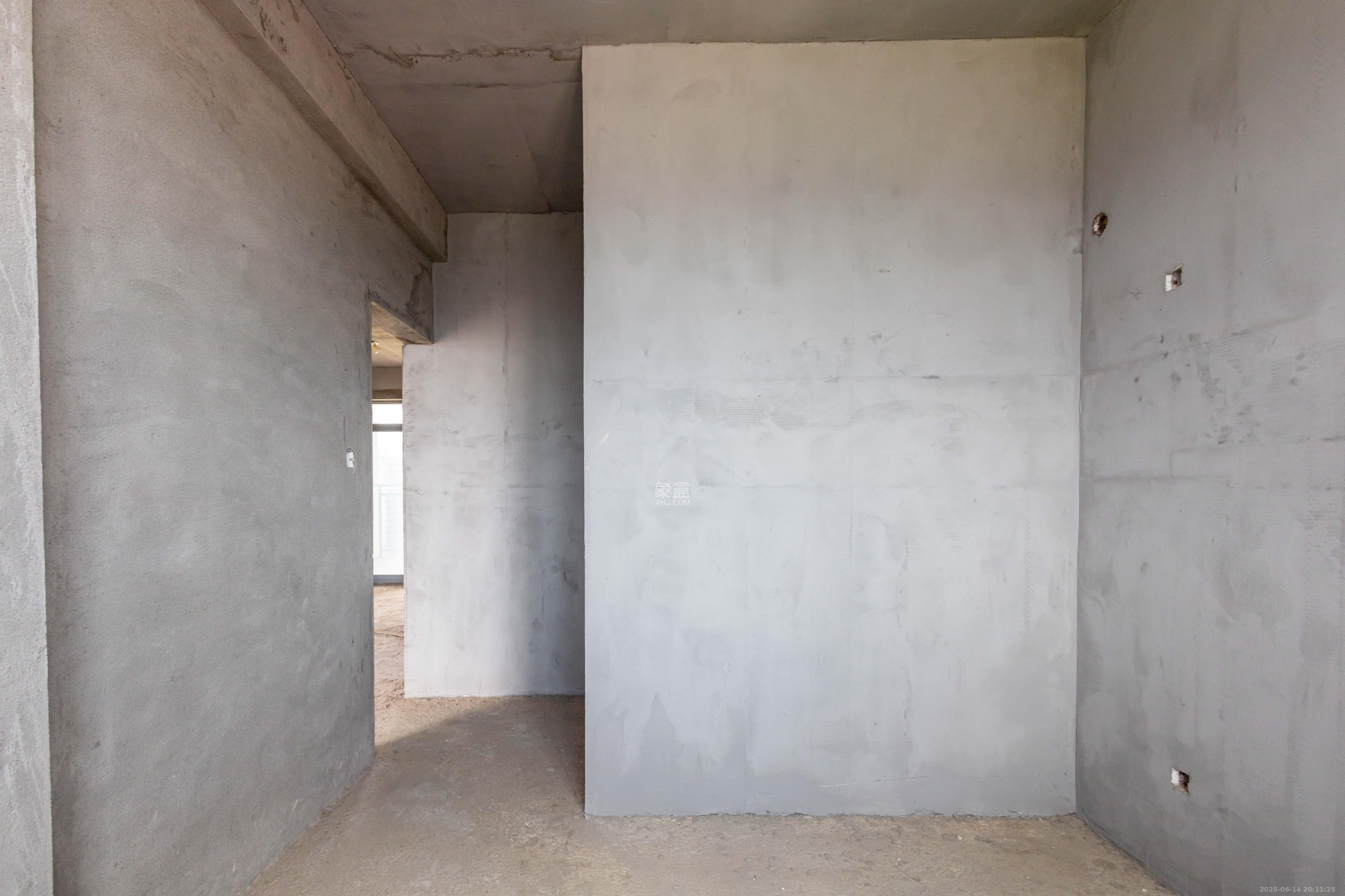 湘预家园  4室2厅2卫    83.8万 湘预家园  4室2厅2卫    83.8万卧室