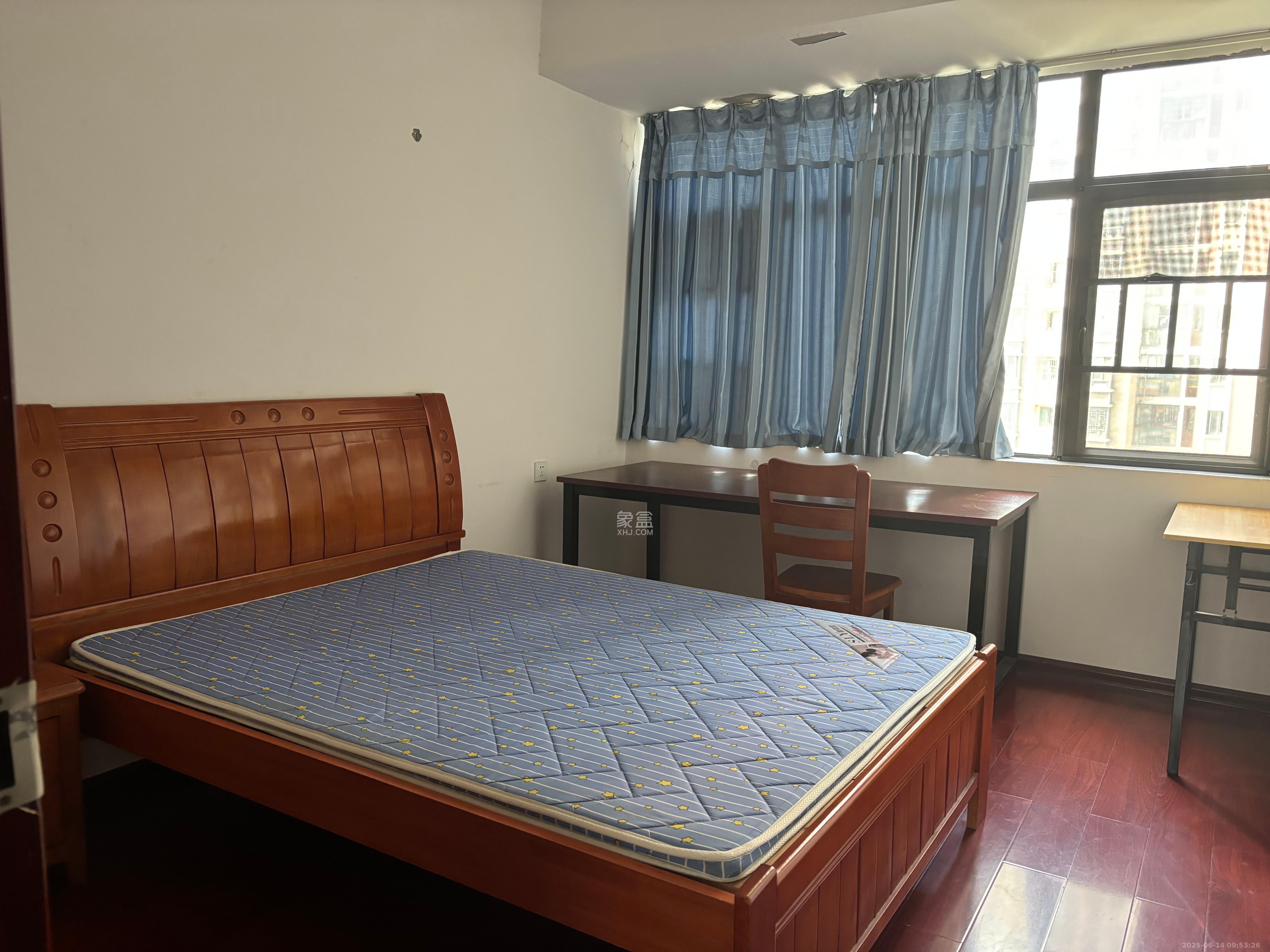 湘水熙园 3室2厅1卫 2400.0元/月 湘水熙园 3室2厅1卫 2400.0元/月室内图