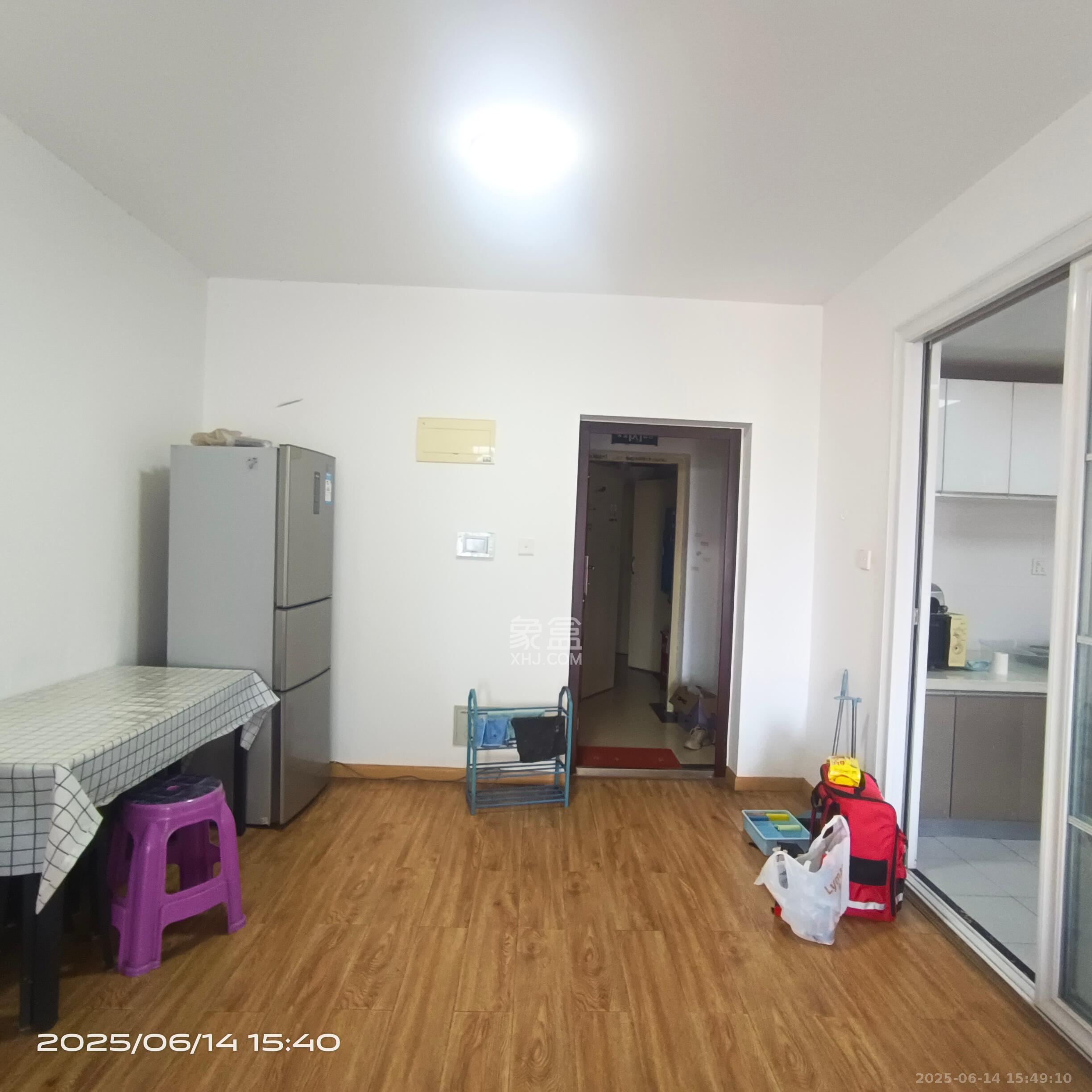 凯富南方鑫城 2室2厅1卫 2200.0元/月 凯富南方鑫城 2室2厅1卫 2200.0元/月室内图