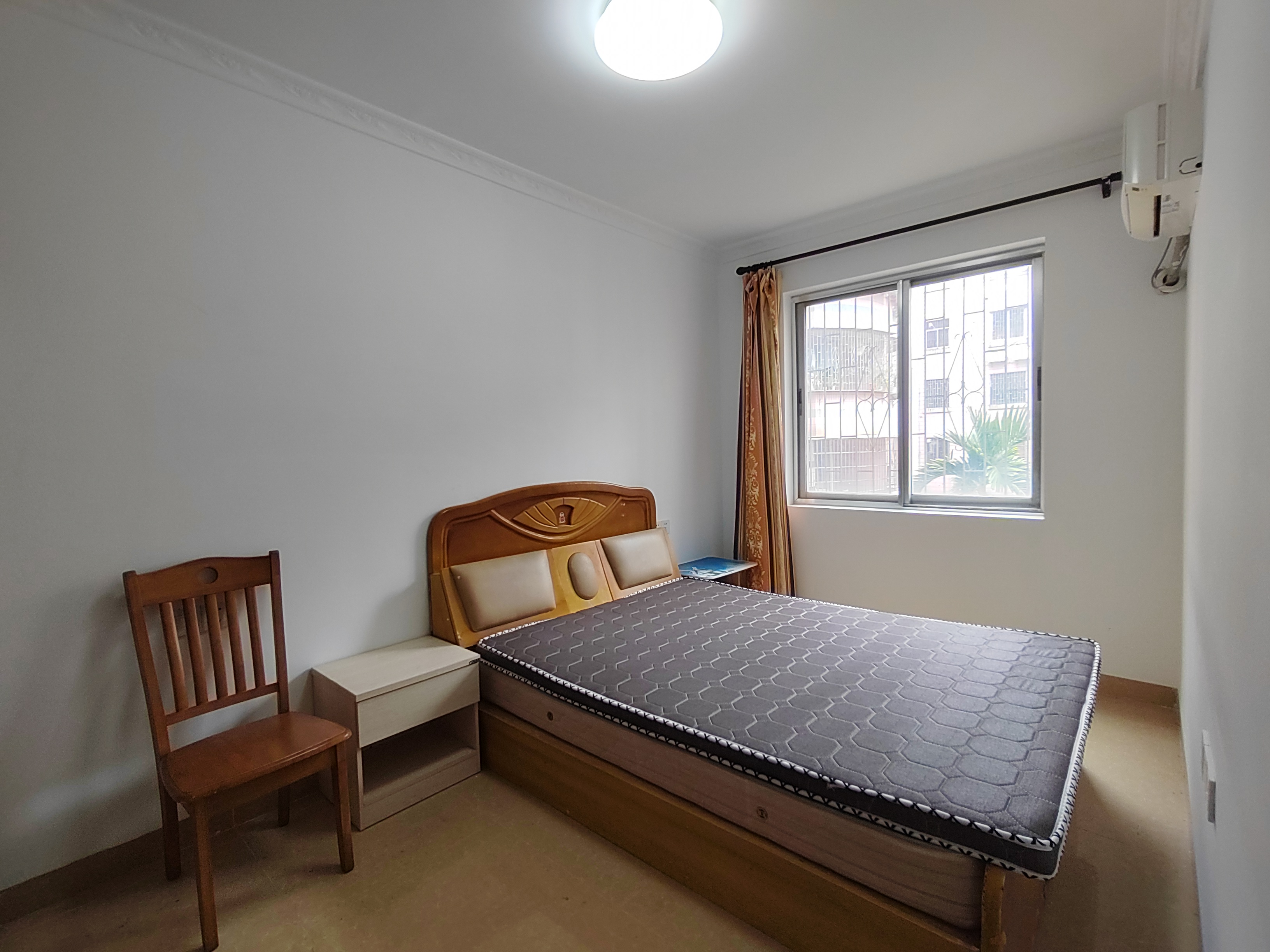 侨诚花园 2室1厅1卫 2100.0元/月 侨诚花园 2室1厅1卫 2100.0元/月室内图