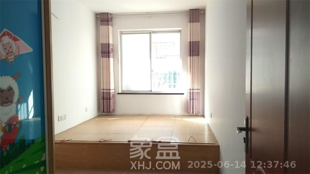 红树湾  3室2厅2卫   1800.00元/月室内图