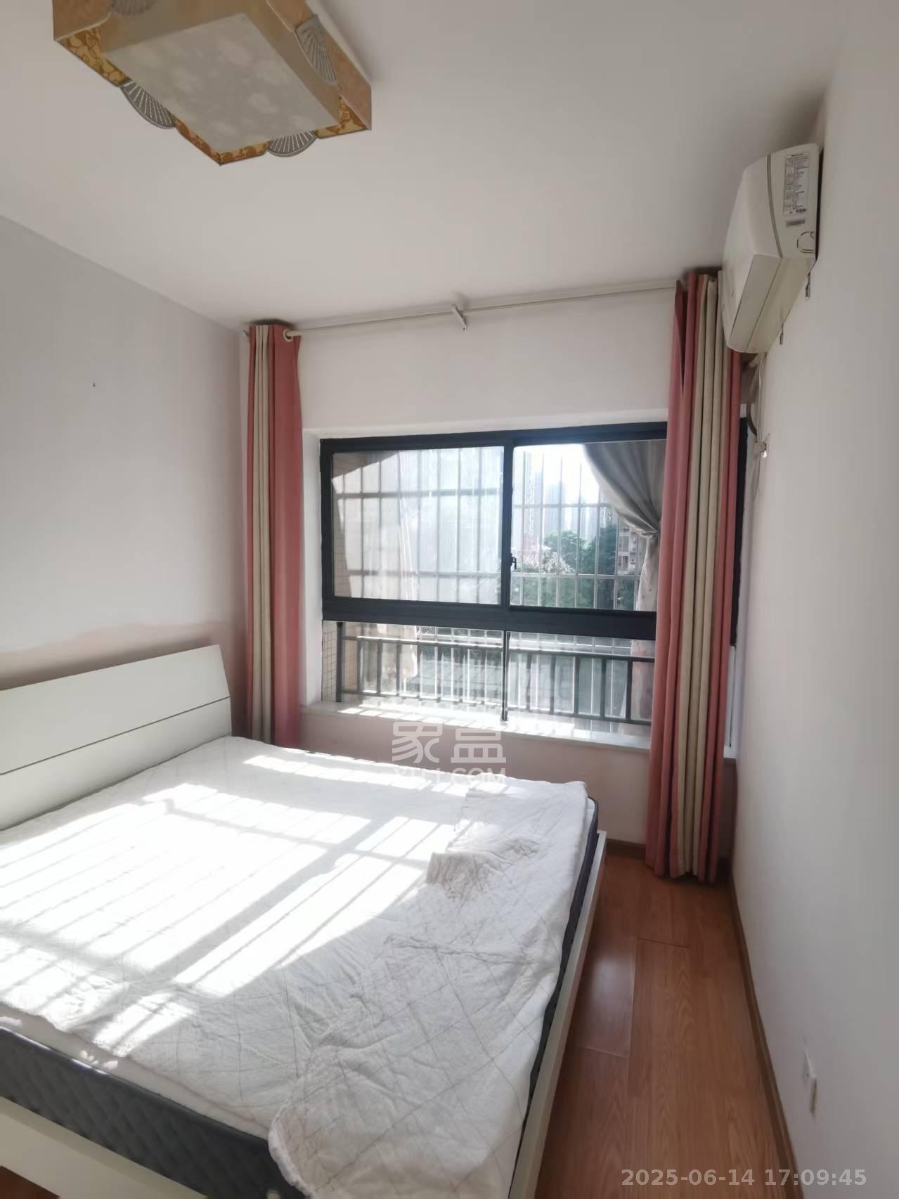上峰苑（兰亭玥岛）  1室1厅1卫   2100.00元/月室内图