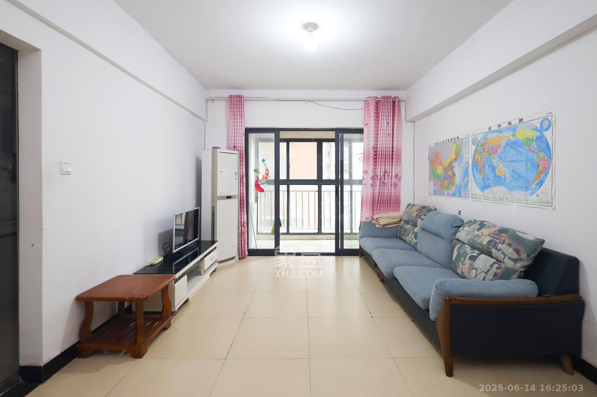 极目楚天  2室2厅1卫    2400.0元/月 极目楚天  2室2厅1卫    2400.0元/月