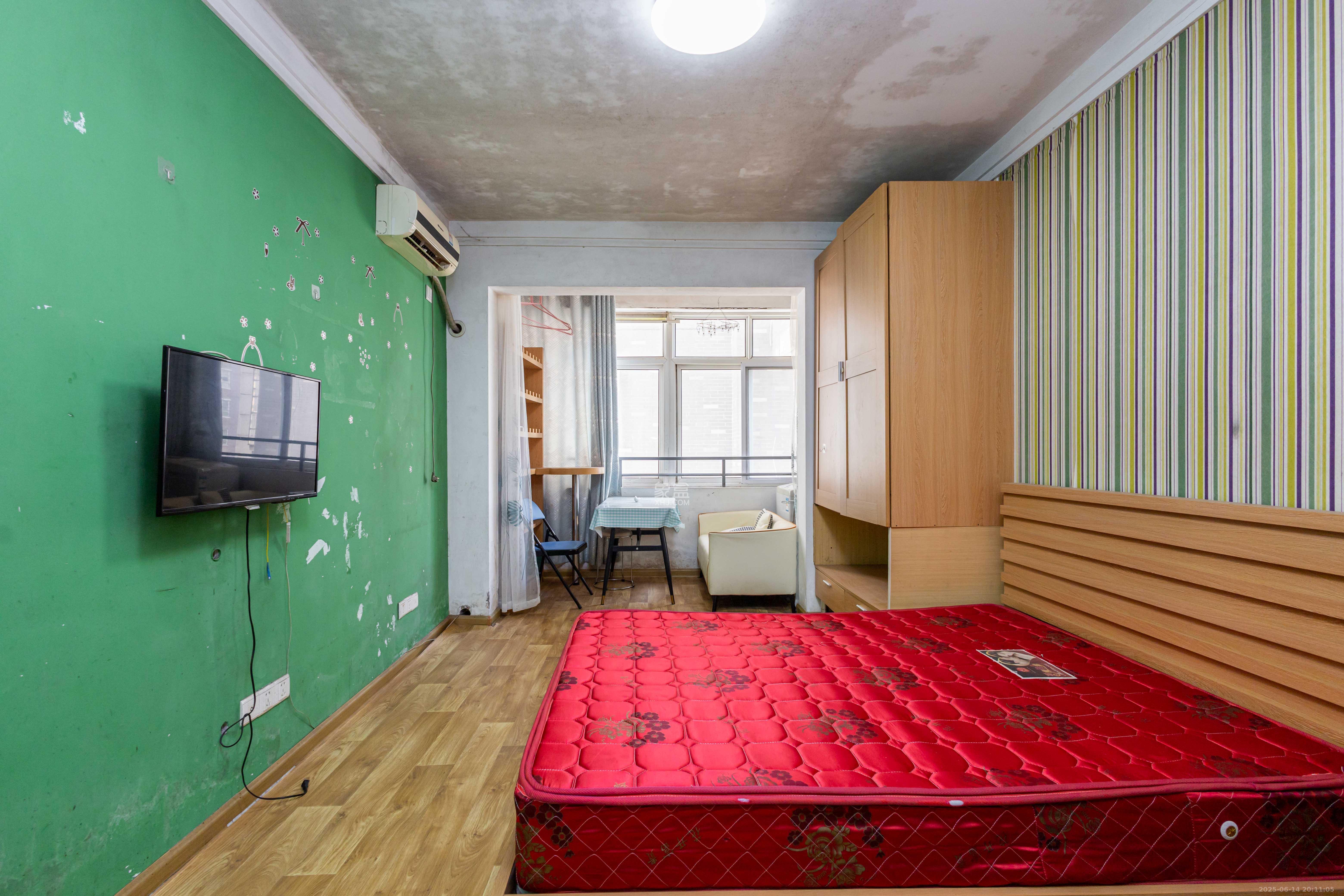 未来蜂巢 1室1厅1卫 16.0万 未来蜂巢 1室1厅1卫 16.0万客厅