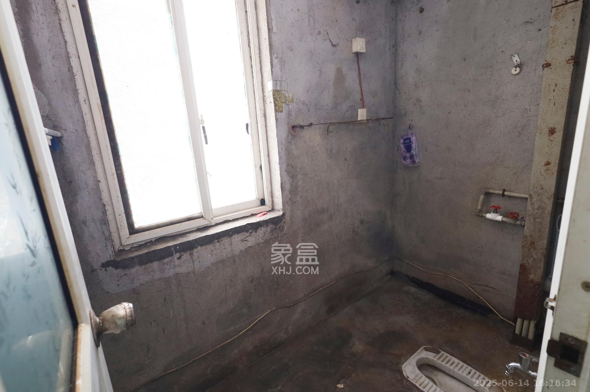 刀剪厂住宅小区  2室2厅1卫   980.00元/月室内图