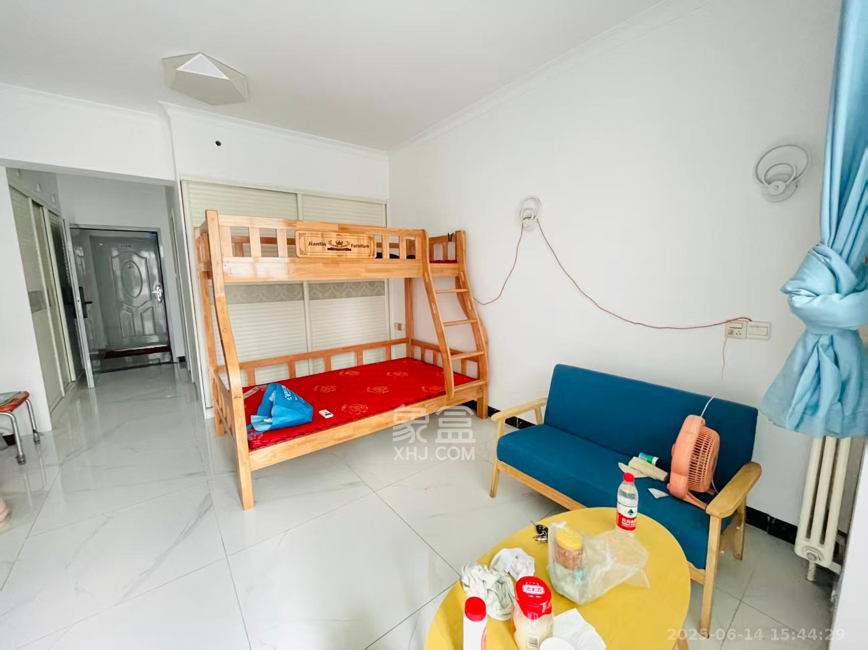 怡海星城 1室1厅1卫 900.0元/月 怡海星城 1室1厅1卫 900.0元/月室内图