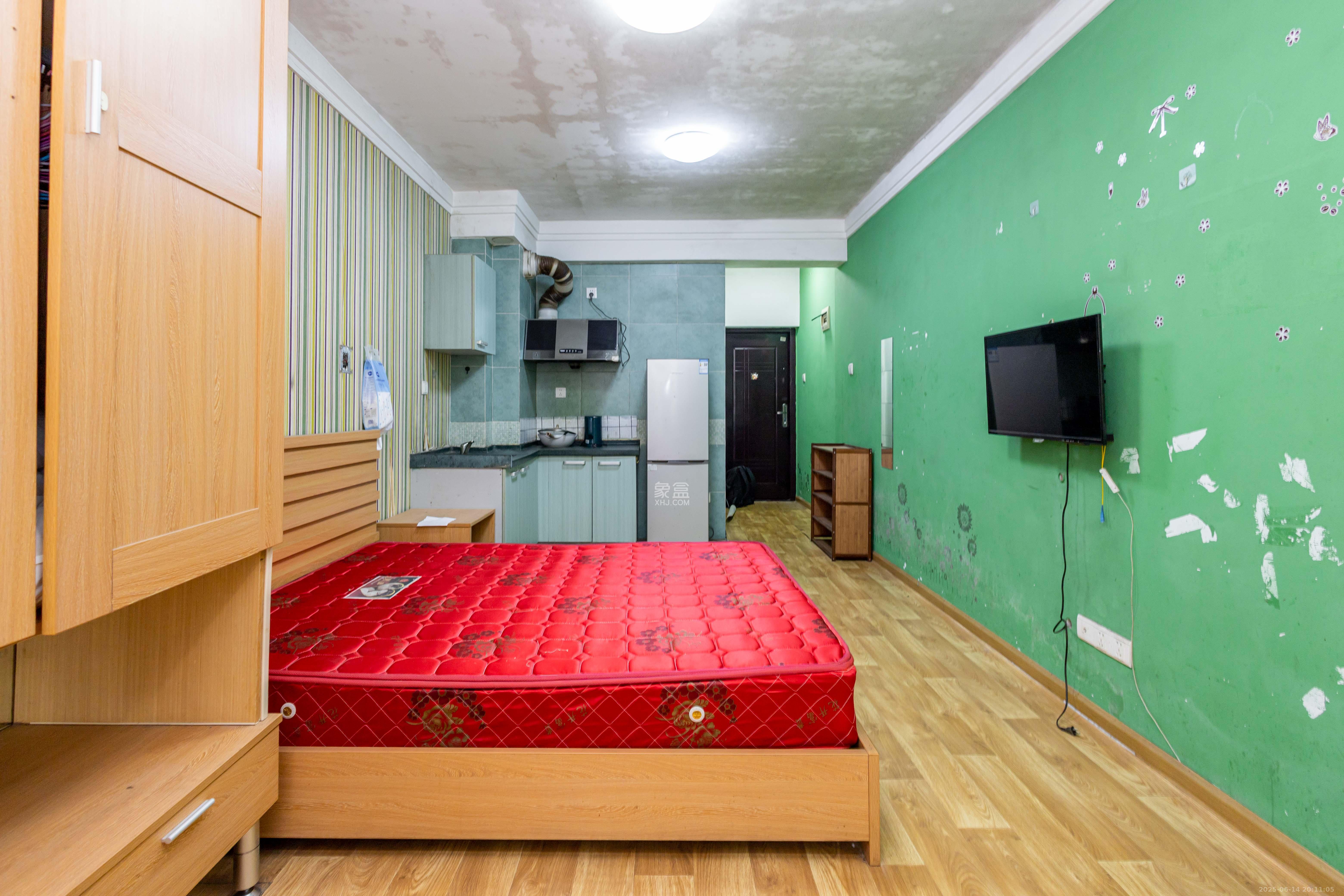 未来蜂巢 1室1厅1卫 16.0万 未来蜂巢 1室1厅1卫 16.0万客厅