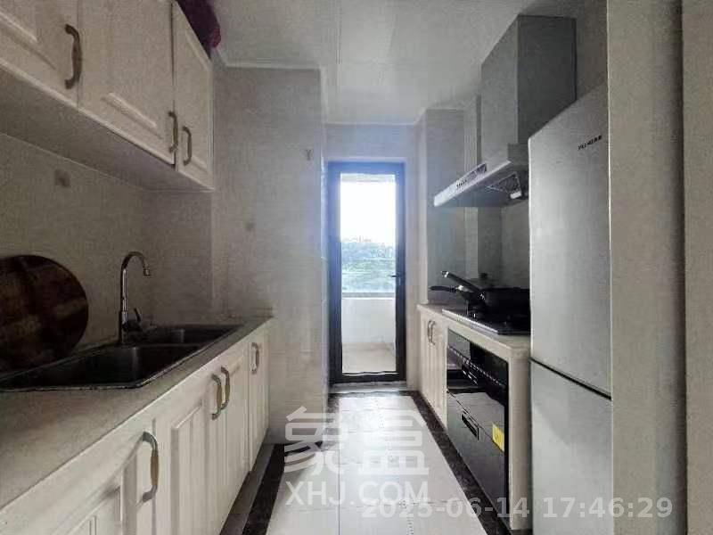 五江天街南区  3室1厅1卫   2800.00元/月室内图