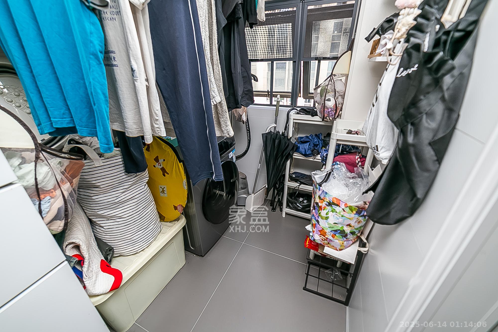 天鸿天府(天鸿中央大院) 2室1厅1卫 36.0万 天鸿天府(天鸿中央大院) 2室1厅1卫 36.0万其他