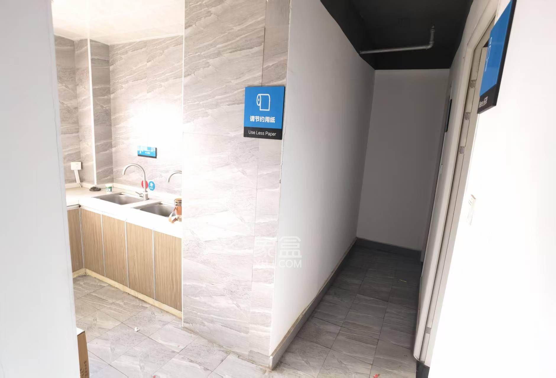 北辰三角洲B1E1区 10室2厅2卫 20000.0元/月 北辰三角洲B1E1区 10室2厅2卫 20000.0元/月室内图