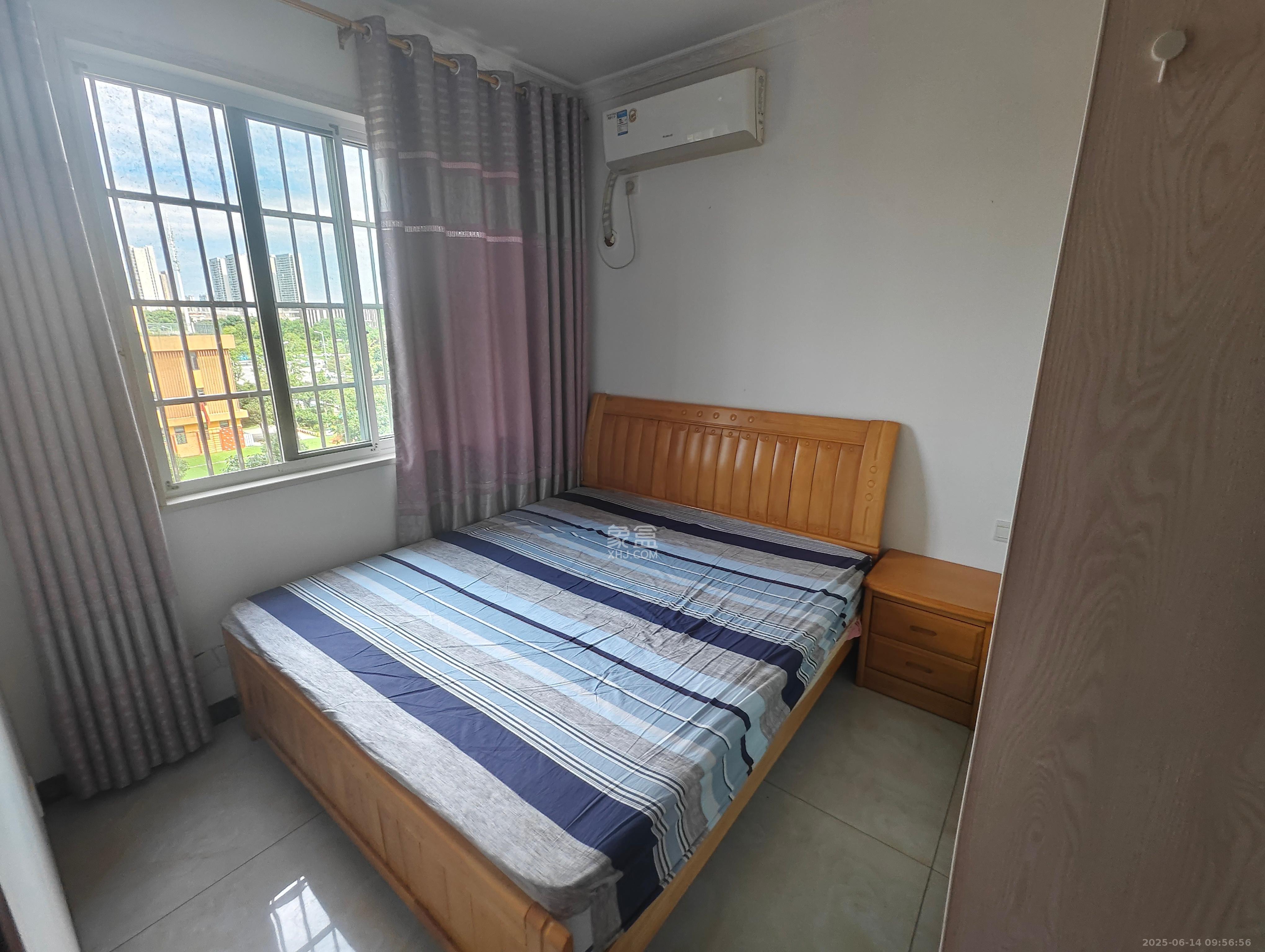 嘉顺苑 3室2厅1卫 2000.0元/月 嘉顺苑 3室2厅1卫 2000.0元/月室内图