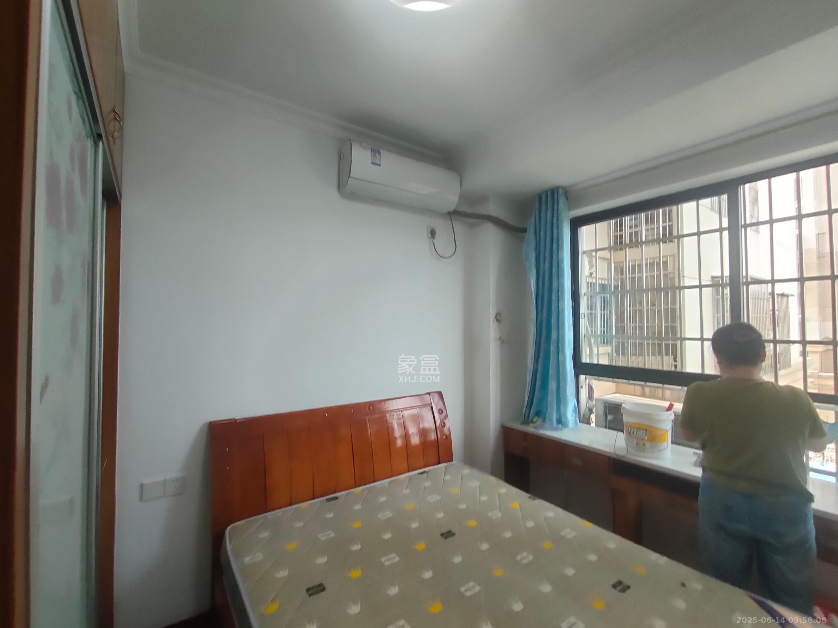 嘉顺苑 4室2厅2卫 2400.0元/月 嘉顺苑 4室2厅2卫 2400.0元/月室内图