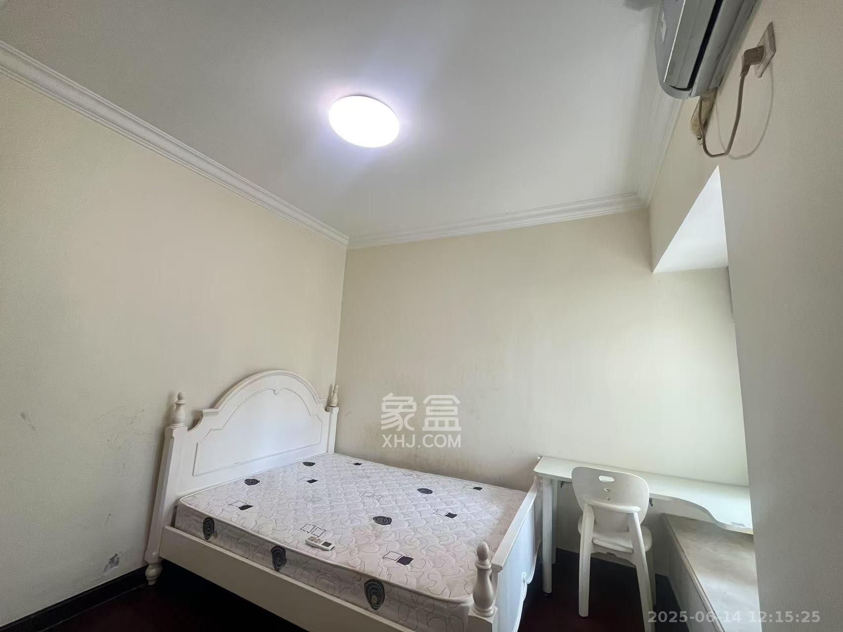 恒大雅苑 2室2厅1卫 2200.0元/月 恒大雅苑 2室2厅1卫 2200.0元/月室内图