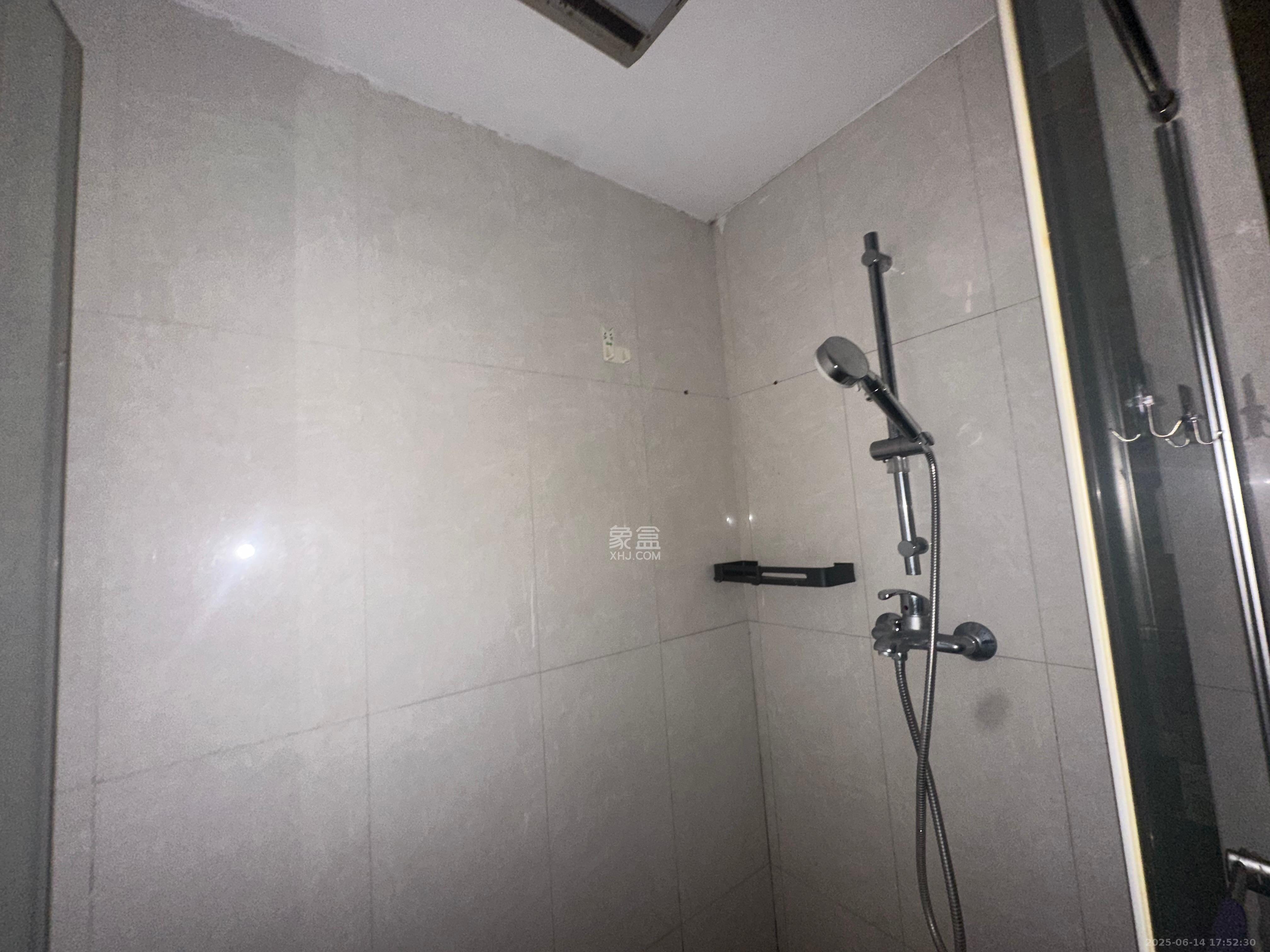 恒大华府  1室1厅1卫   1100.00元/月室内图
