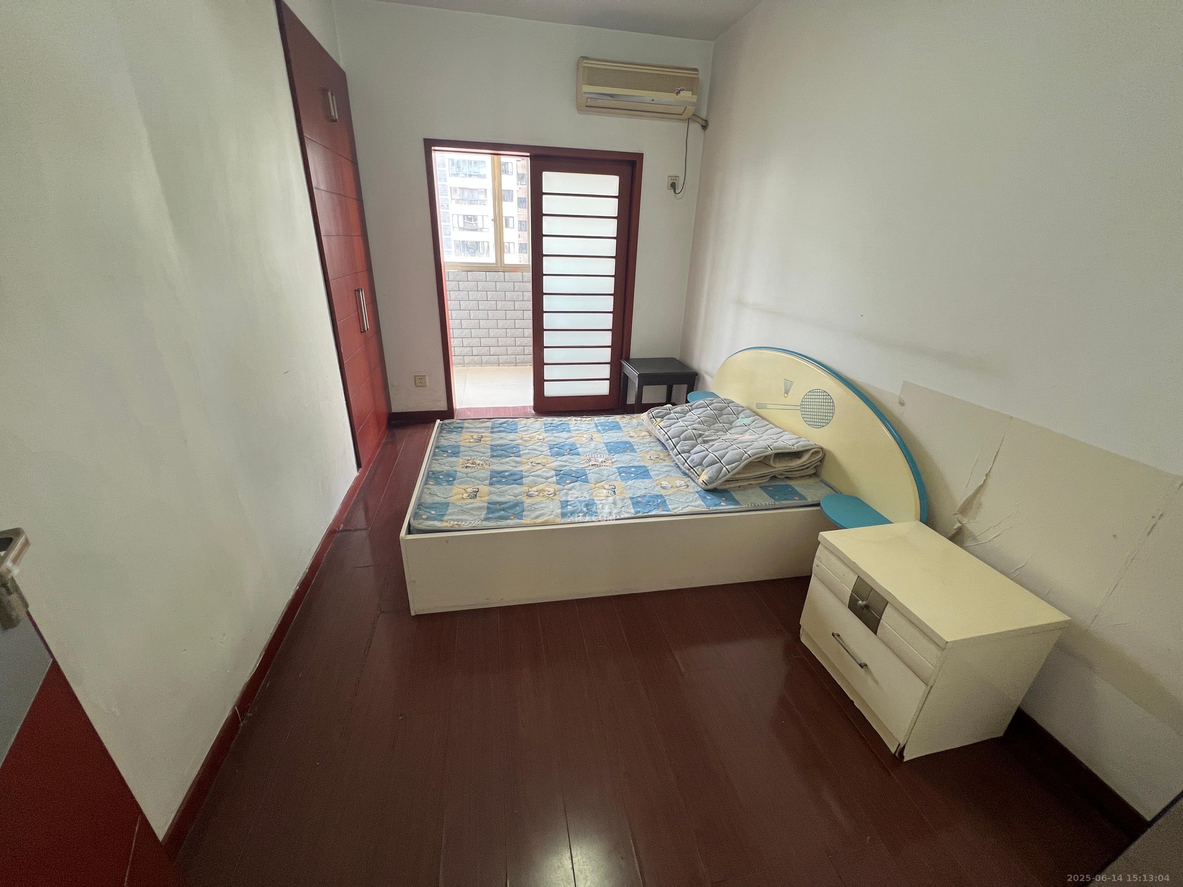 湖南第六工程有限公司机关小区(六公司机关大院) 4室1厅1卫 4000.0元/月 湖南第六工程有限公司机关小区(六公司机关大院) 4室1厅1卫 4000.0元/月室内图