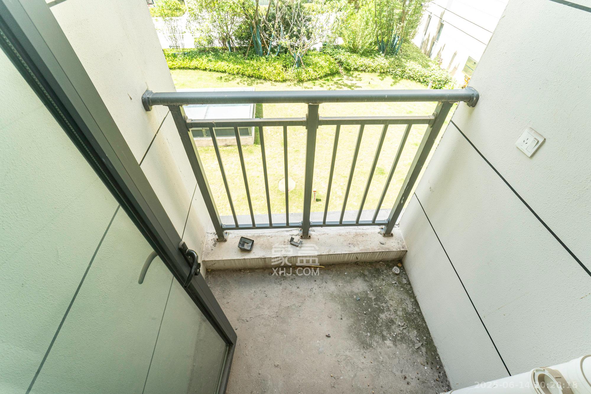 保利金香槟 4室2厅2卫 96.8万 保利金香槟 4室2厅2卫 96.8万其他