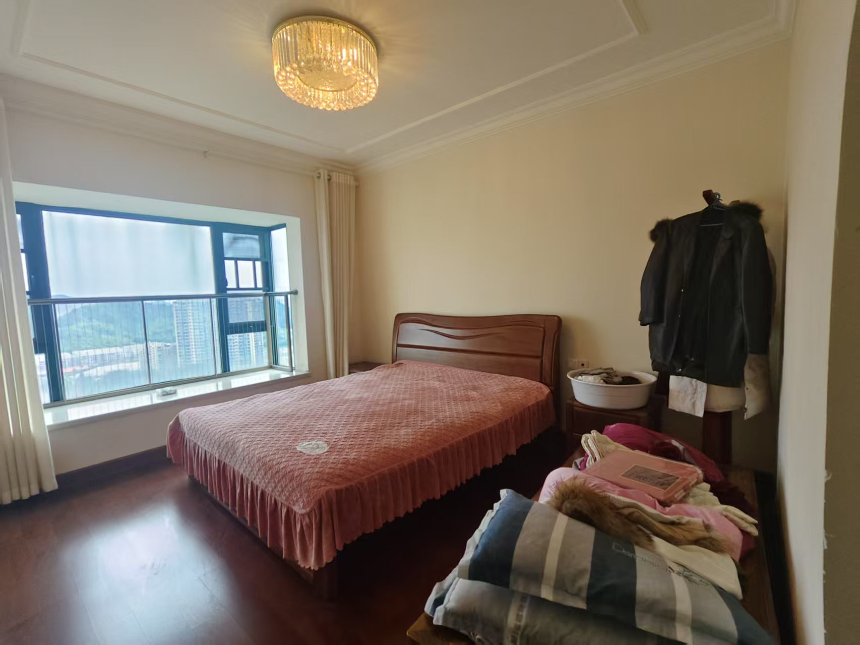 恒大绿洲 3室2厅2卫 2180.0元/月 恒大绿洲 3室2厅2卫 2180.0元/月室内图