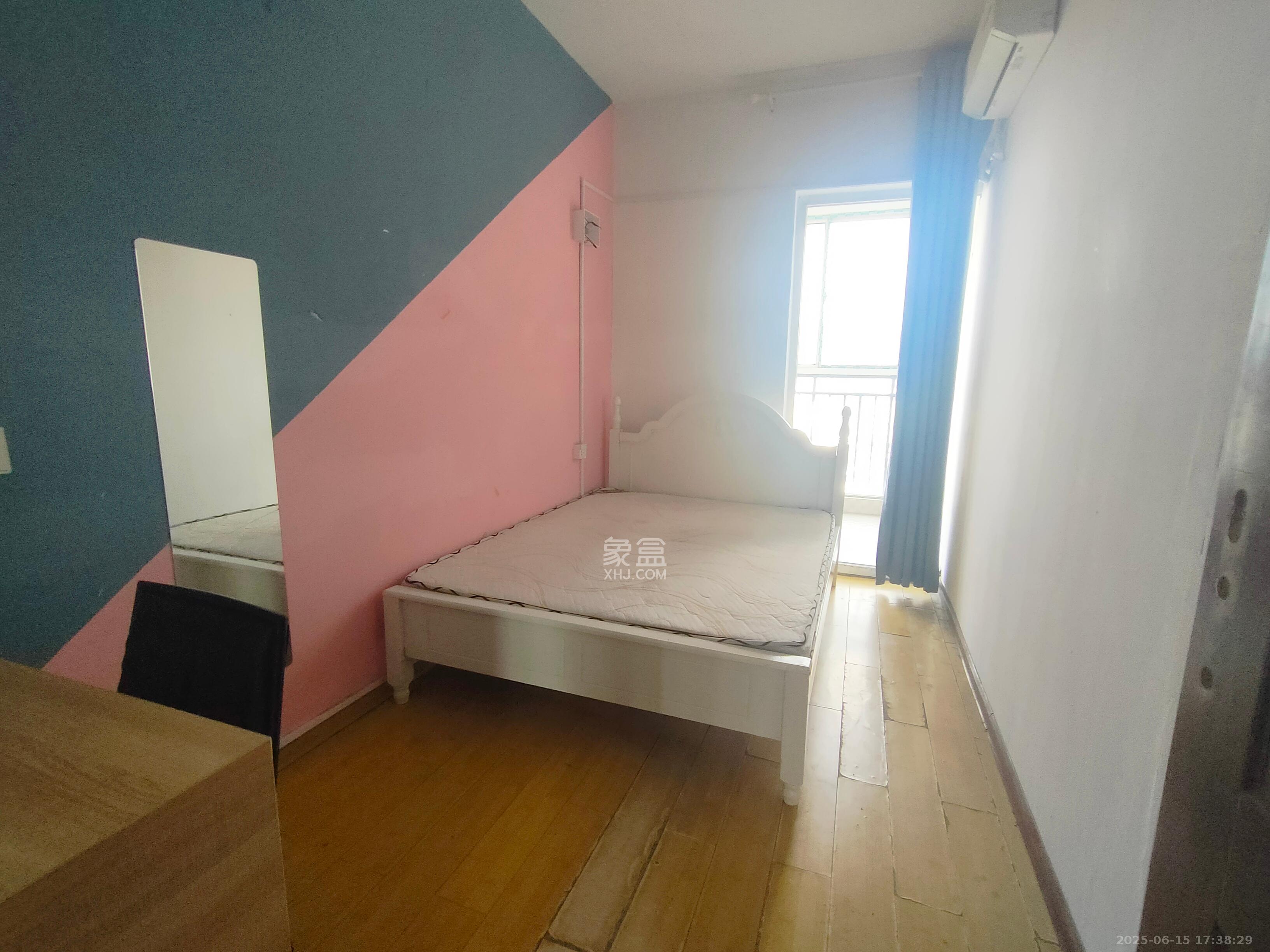 楚江华庭(楚轩公馆) 5室2厅2卫 2400.0元/月 楚江华庭(楚轩公馆) 5室2厅2卫 2400.0元/月室内图