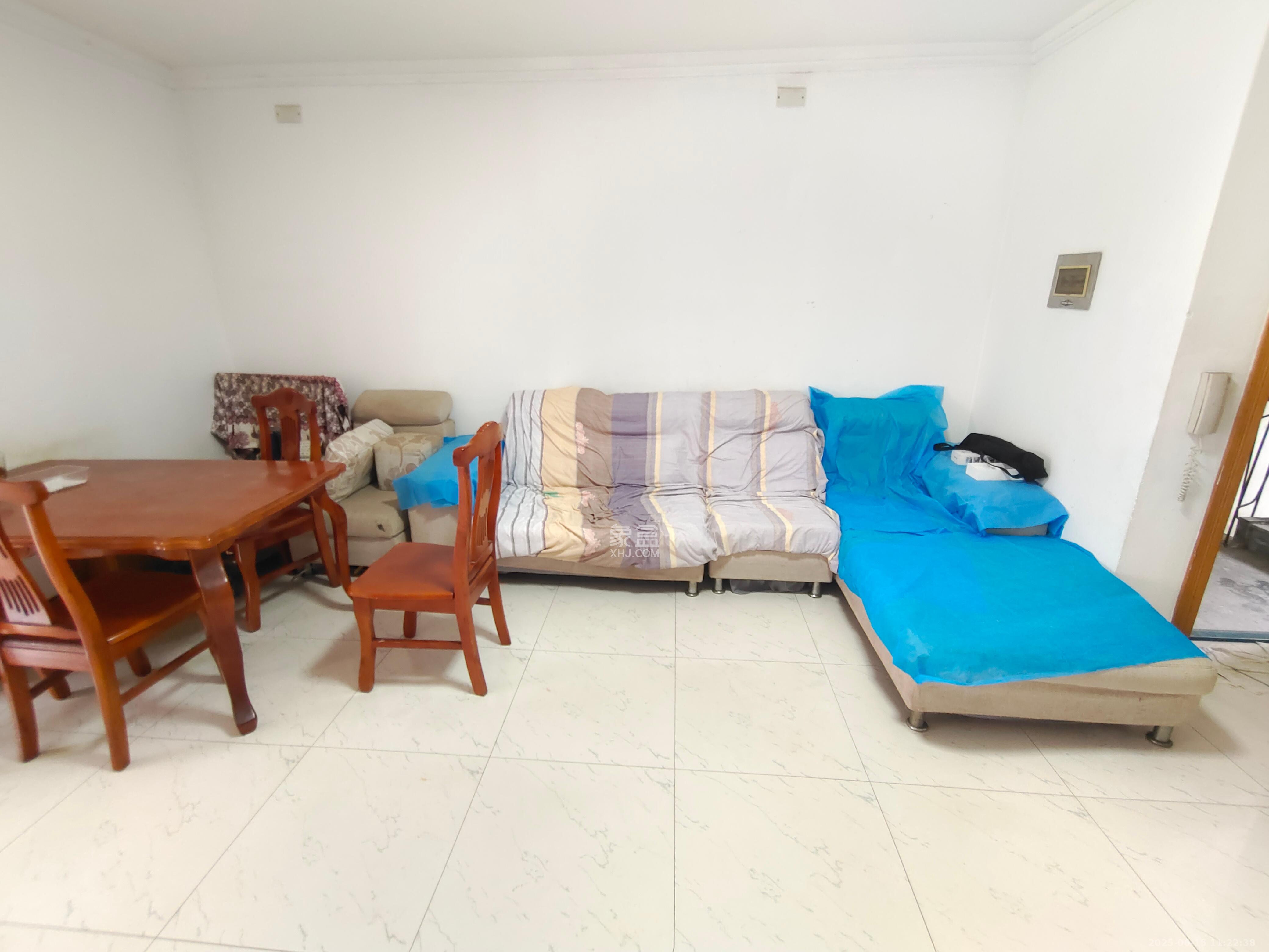 德政园 3室2厅2卫 2000.0元/月 德政园 3室2厅2卫 2000.0元/月室内图