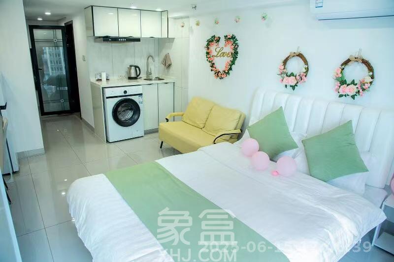 卓越江岸  1室1厅1卫   1500.00元/月