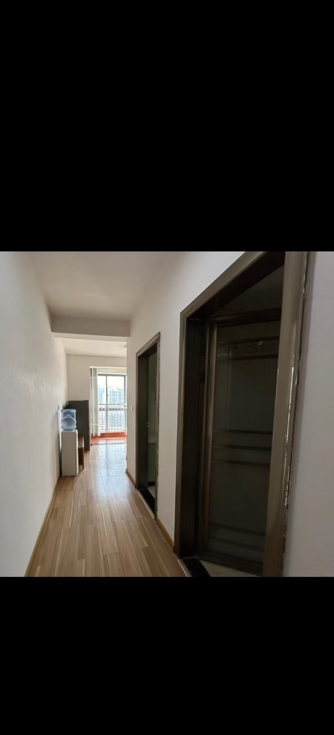 澧水广场  1室0厅0卫    1100.0元/月 澧水广场  1室0厅0卫    1100.0元/月室内图