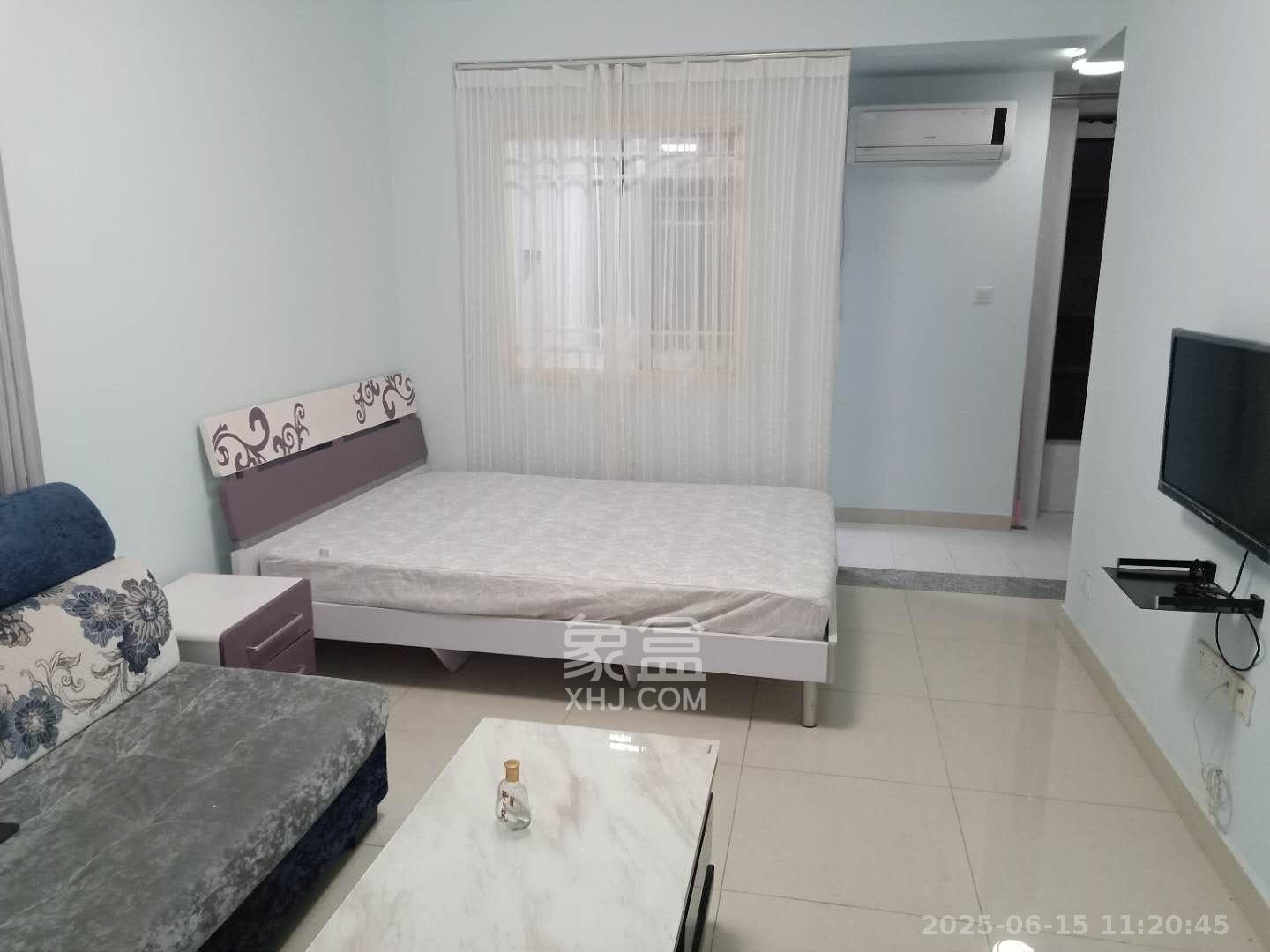 湘域城邦(湘域国际中心)  1室1厅1卫    2400.0元/月 湘域城邦(湘域国际中心)  1室1厅1卫    2400.0元/月