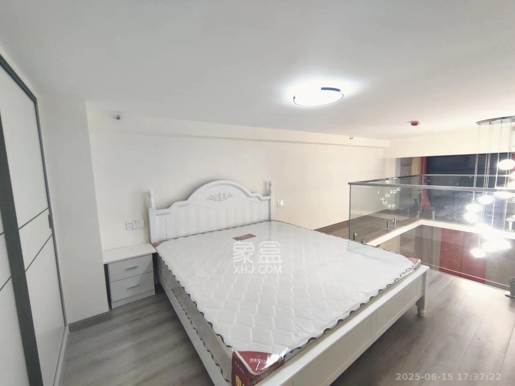 裕天国际商汇中心 1室0厅0卫 1800.0元/月 裕天国际商汇中心 1室0厅0卫 1800.0元/月室内图