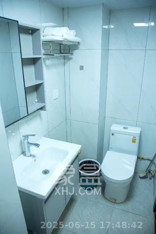 卓越江岸  1室1厅1卫   1500.00元/月室内图
