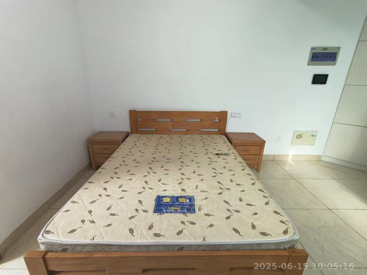 庐山一号 1室1厅1卫 900.0元/月 庐山一号 1室1厅1卫 900.0元/月室内图