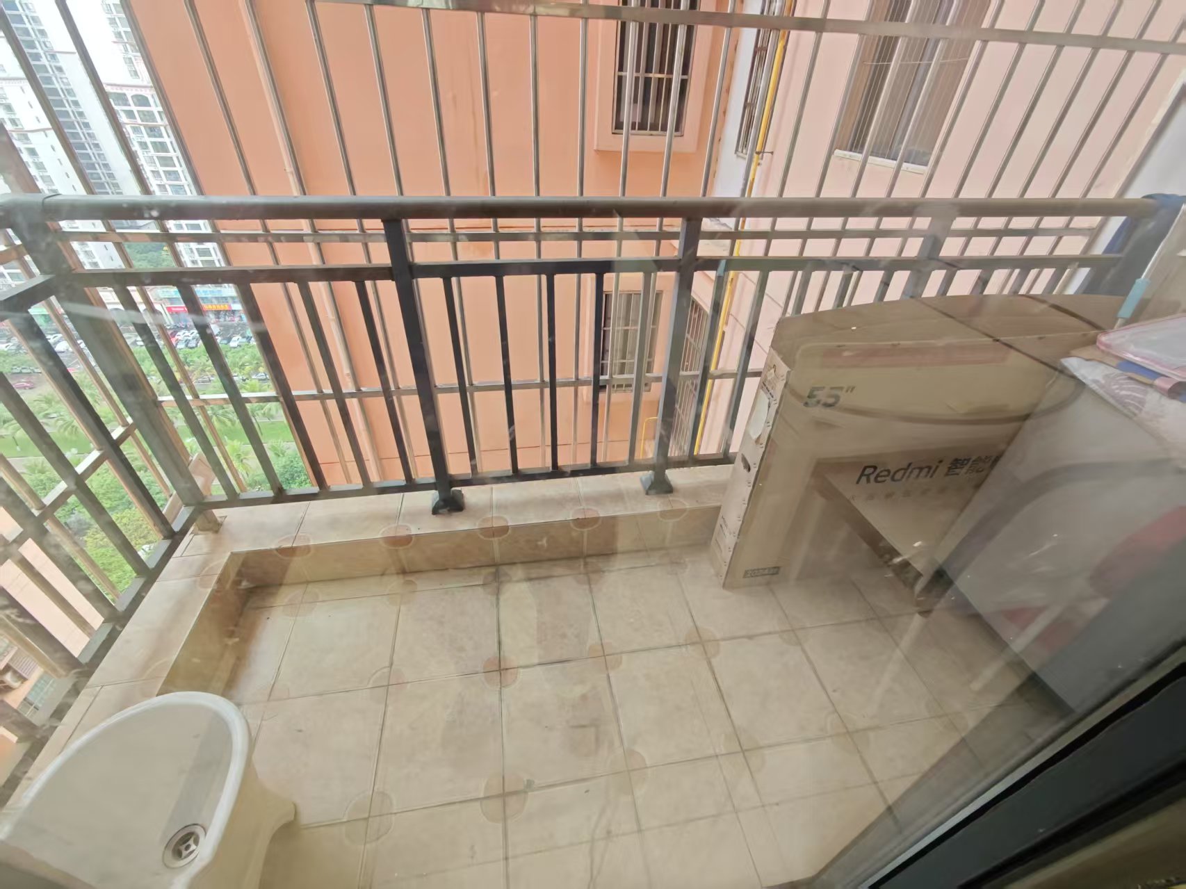 香榭花园 3室2厅2卫 2800.0元/月 香榭花园 3室2厅2卫 2800.0元/月室内图