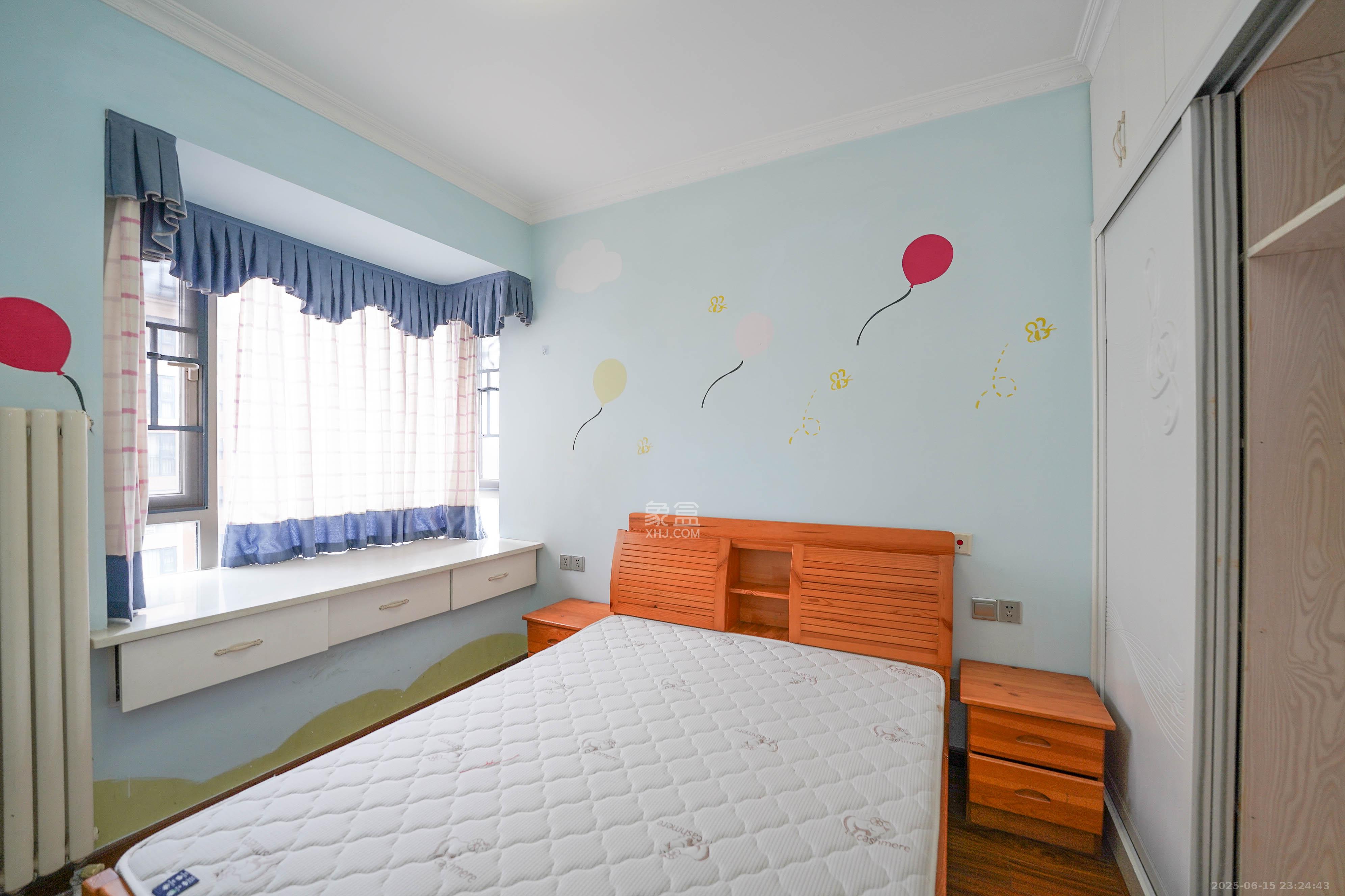 怡海星城 3室2厅1卫 58.8万 怡海星城 3室2厅1卫 58.8万卧室