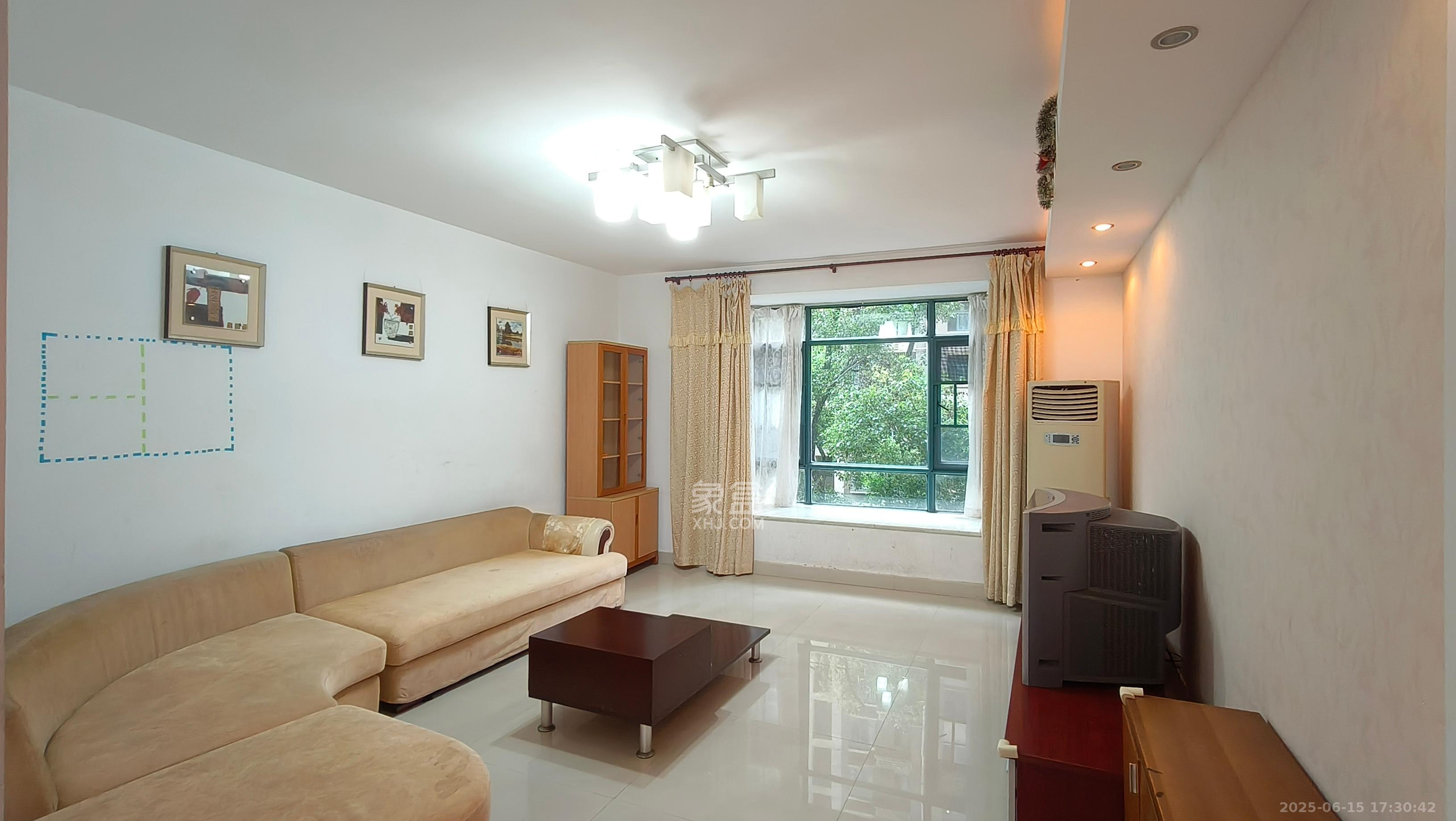 中江国际花城 3室2厅2卫 3200.0元/月 中江国际花城 3室2厅2卫 3200.0元/月室内图