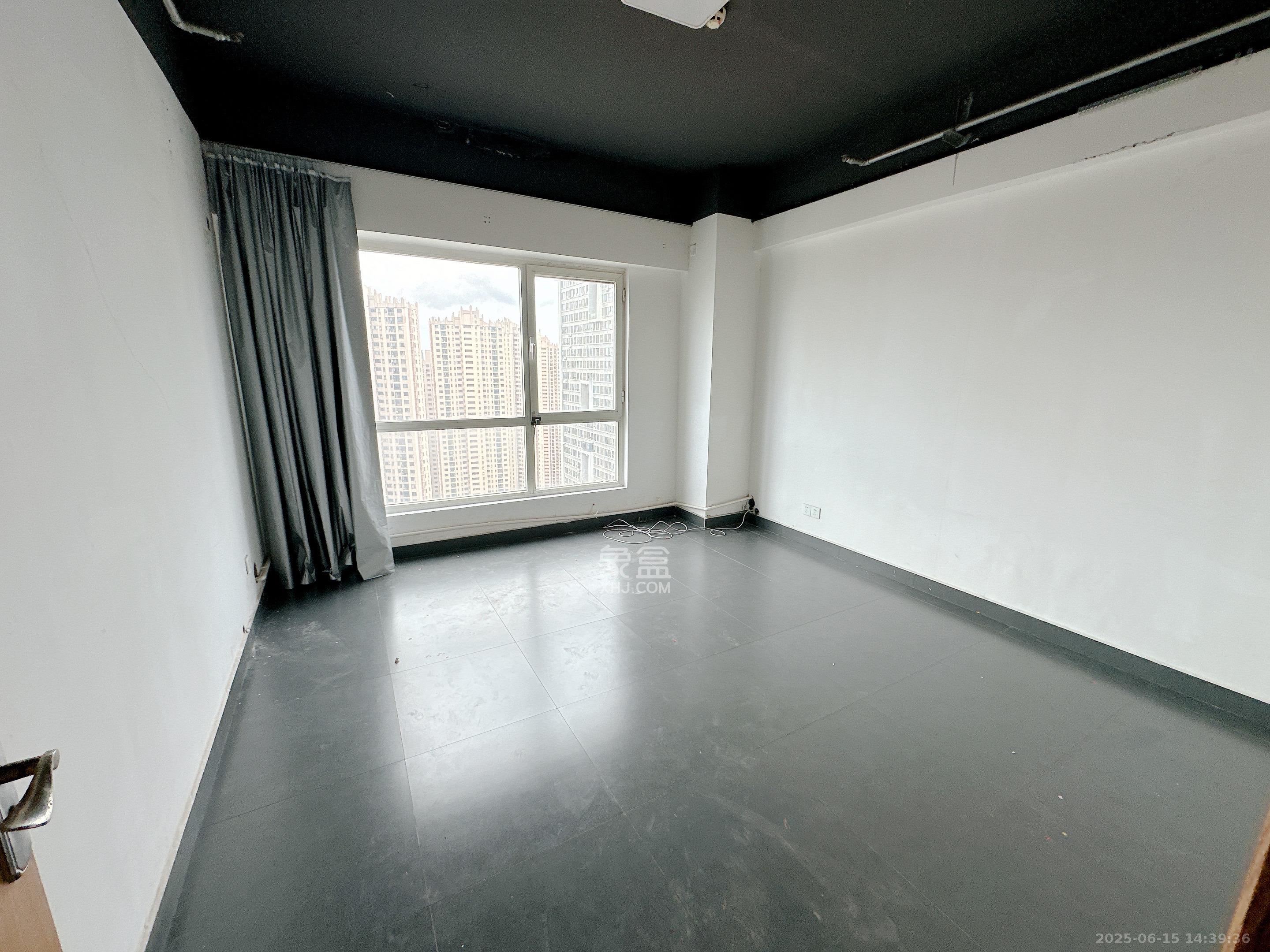 北辰三角洲B1E1区 10室2厅1卫 15800.0元/月 北辰三角洲B1E1区 10室2厅1卫 15800.0元/月室内图