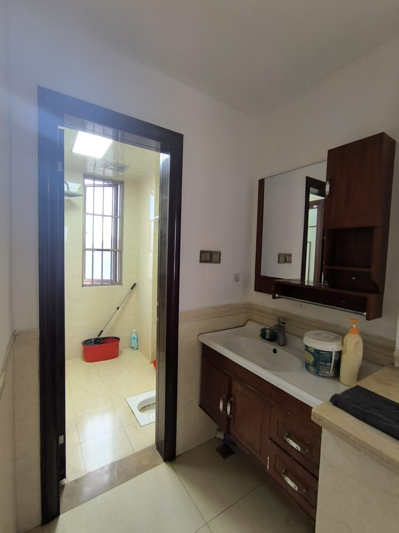 滨江绿都  3室2厅2卫    159.0万 滨江绿都  3室2厅2卫    159.0万室内图